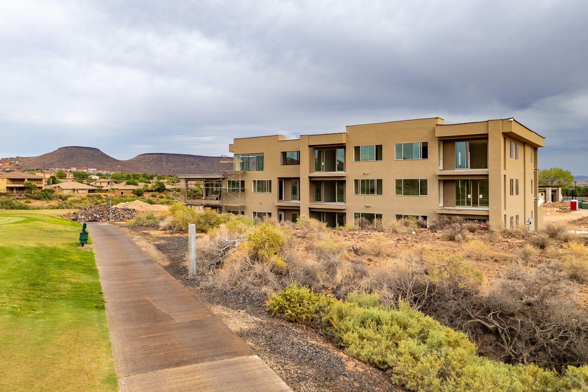 271 Country Ln Unit 60. St George, UT 84770