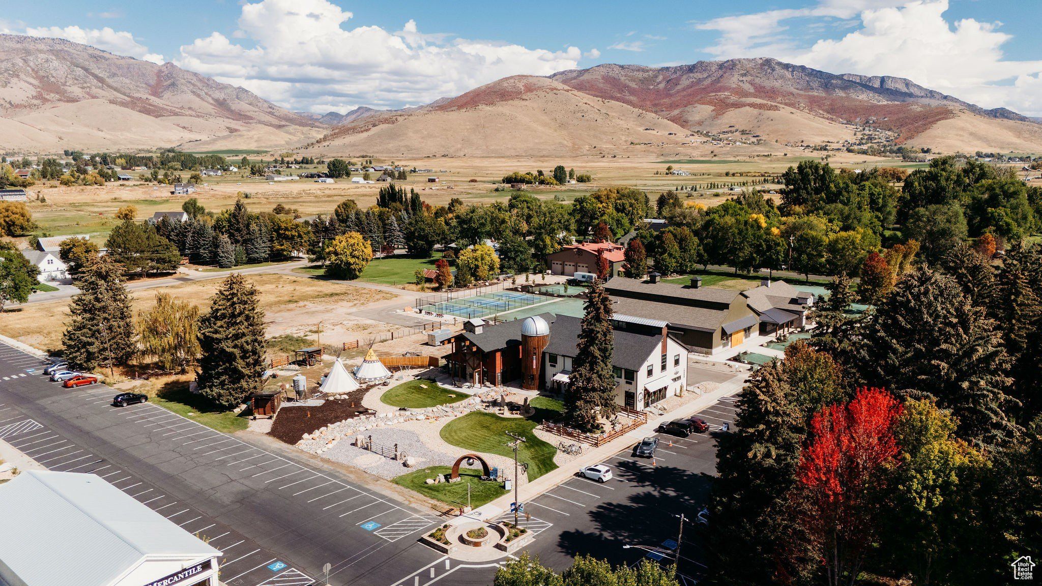 441 S 7900 E. Huntsville, UT 84317