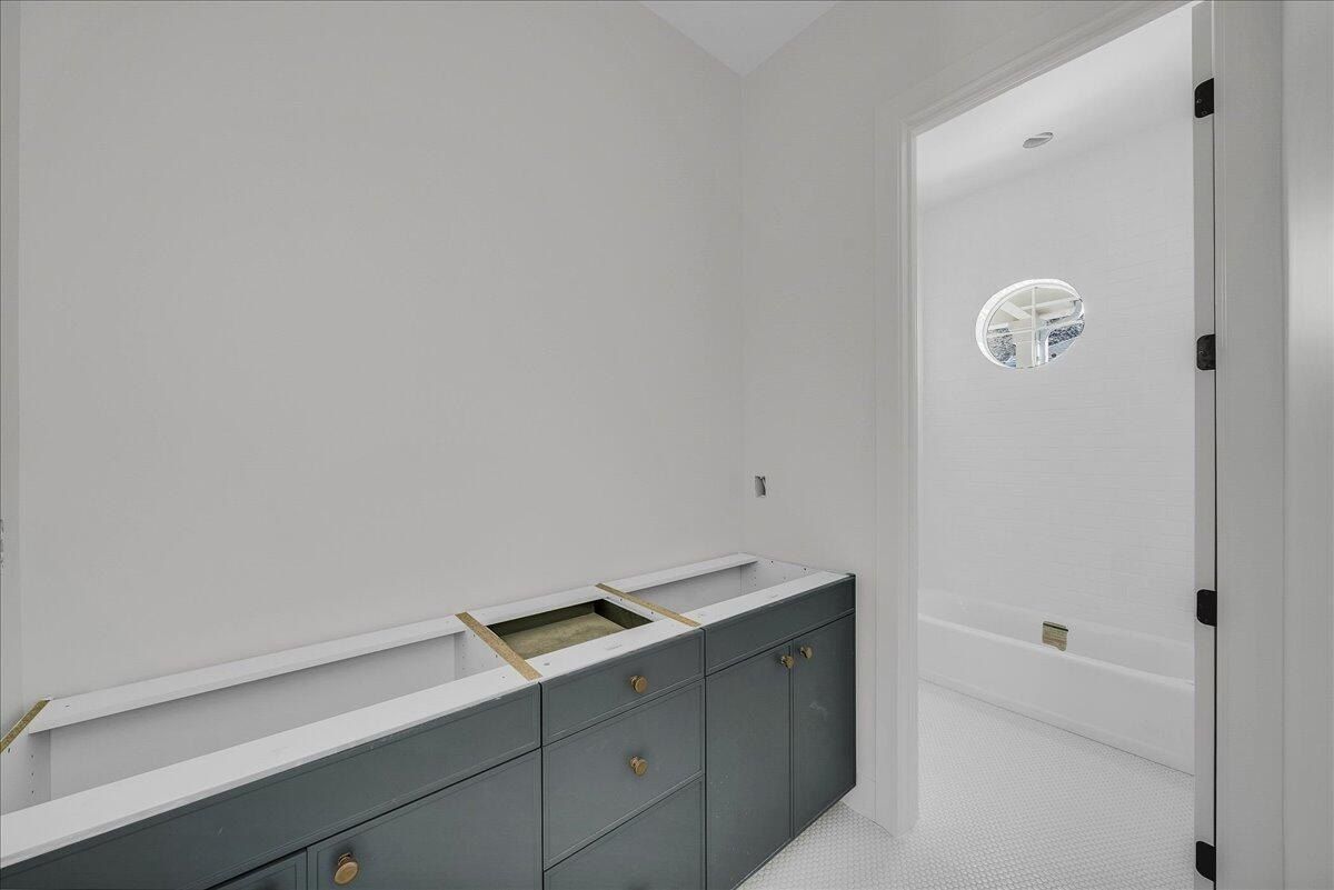 2838 S 3250 W. Hurricane, UT 84737