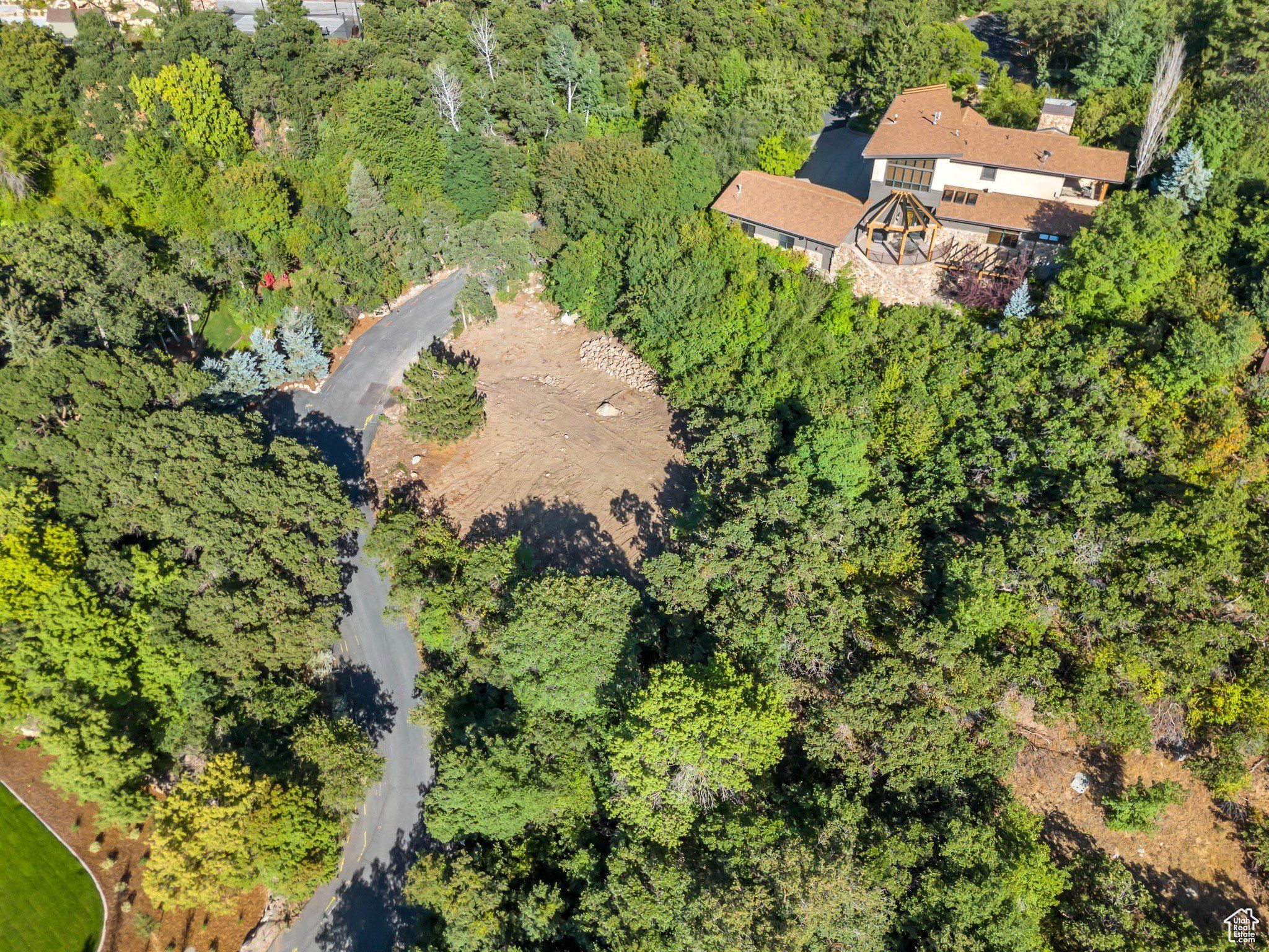 3316 E Lone Springs Cv. Sandy, UT 84092