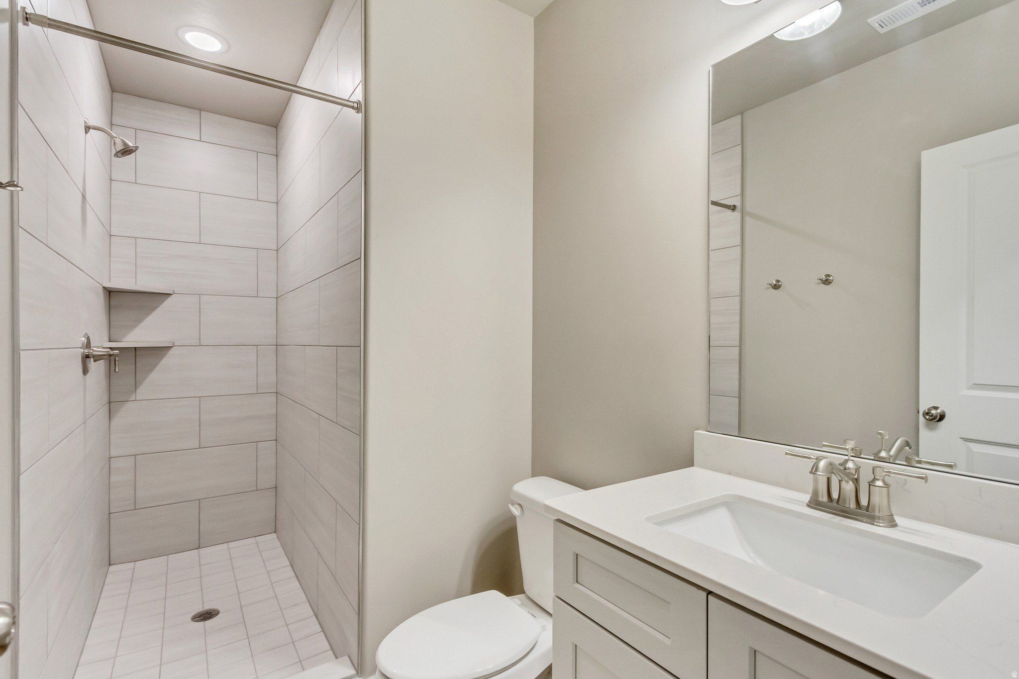 5410 N Lindbergh Lane Unit 525. Eagle Mountain, UT 84005