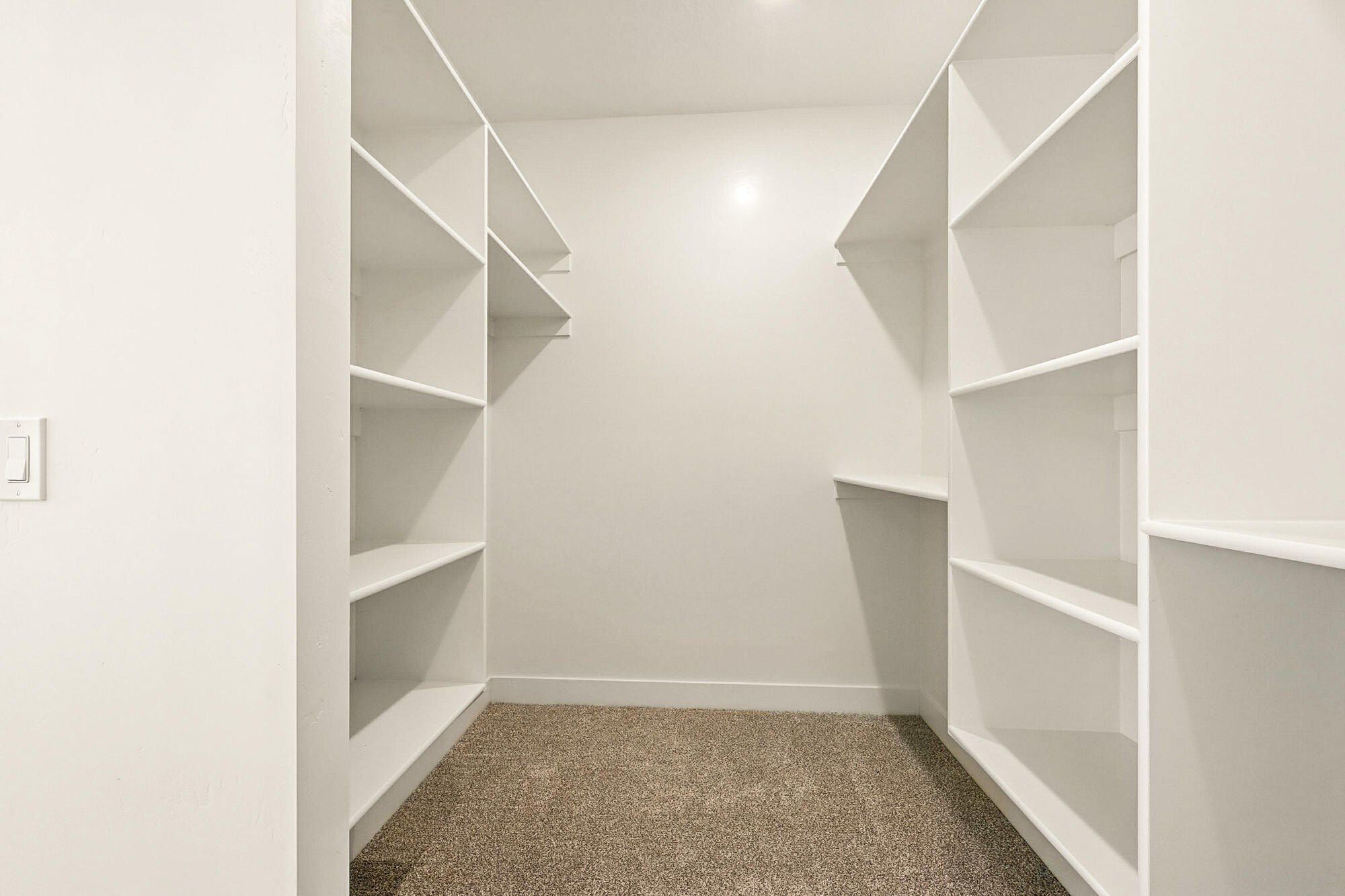 4923 N 10 E. Enoch, UT 84721