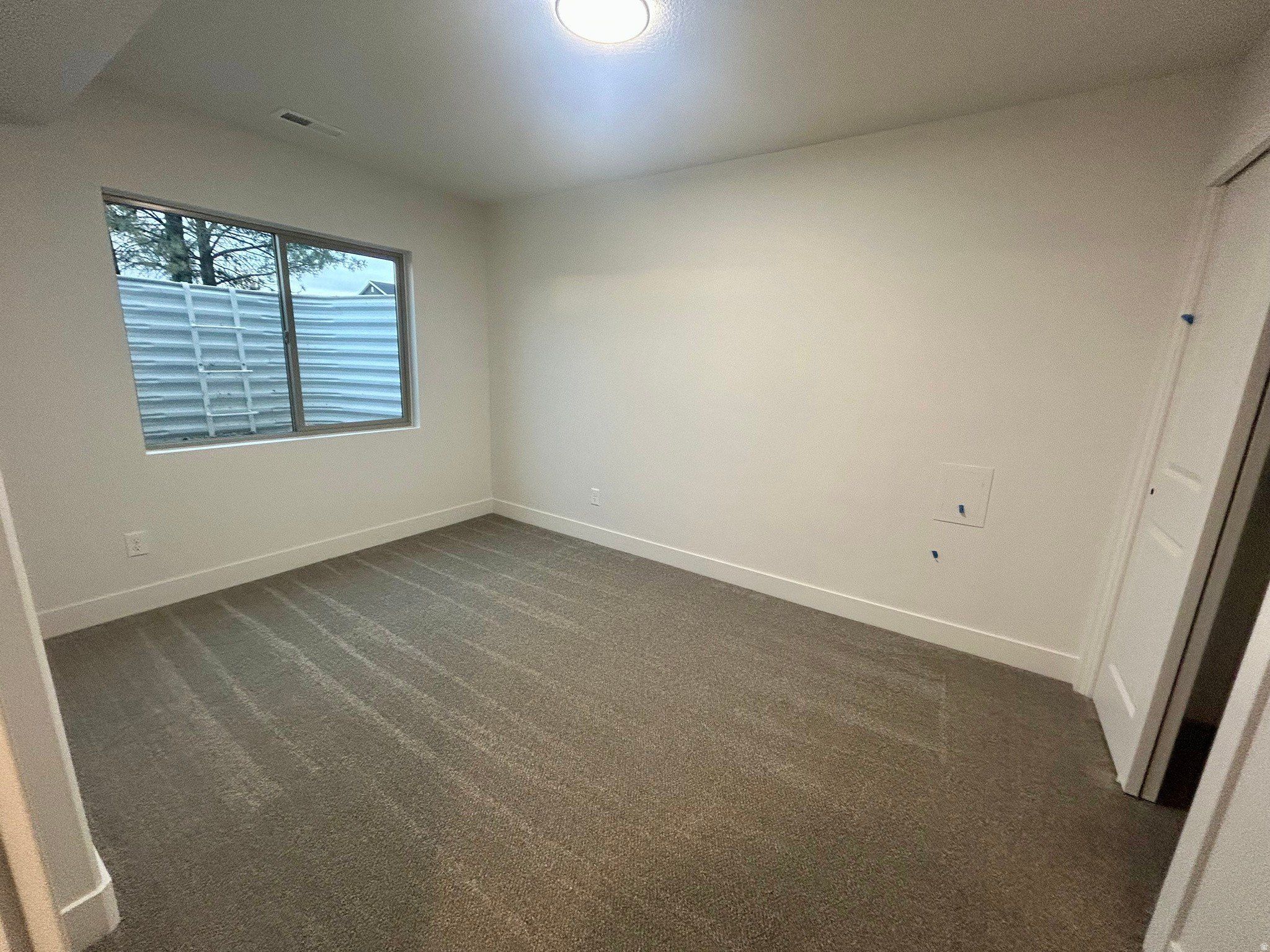 91 S 400 W. Kaysville, UT 84037