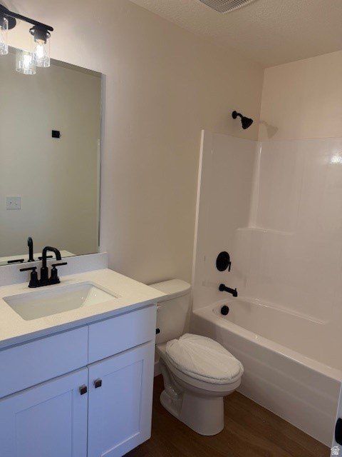 443 W Sapphire Dr Unit 7036. Tooele, UT 84074