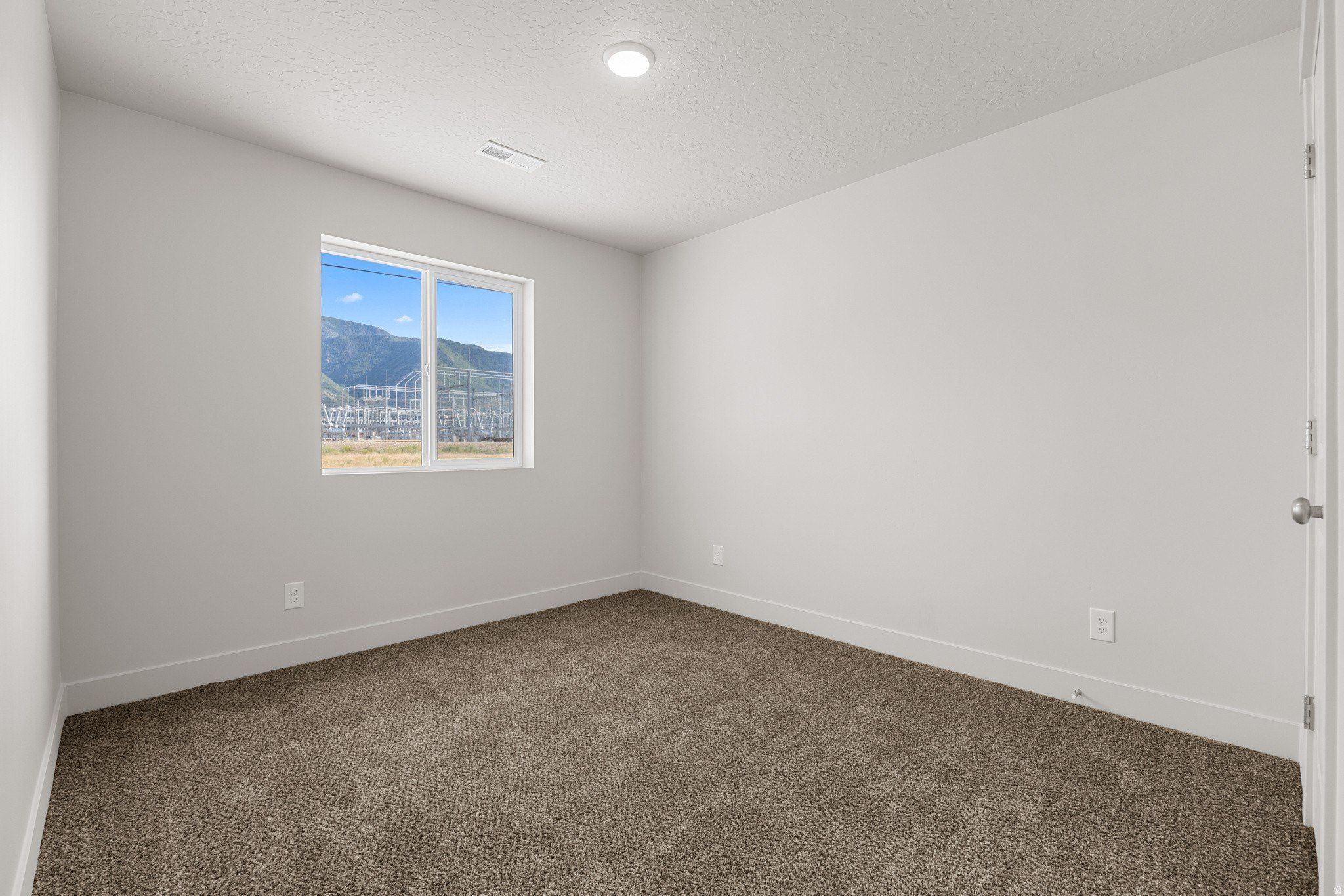 4012 S Walnut Bark Ln Unit Mth406. Mapleton, UT 84664