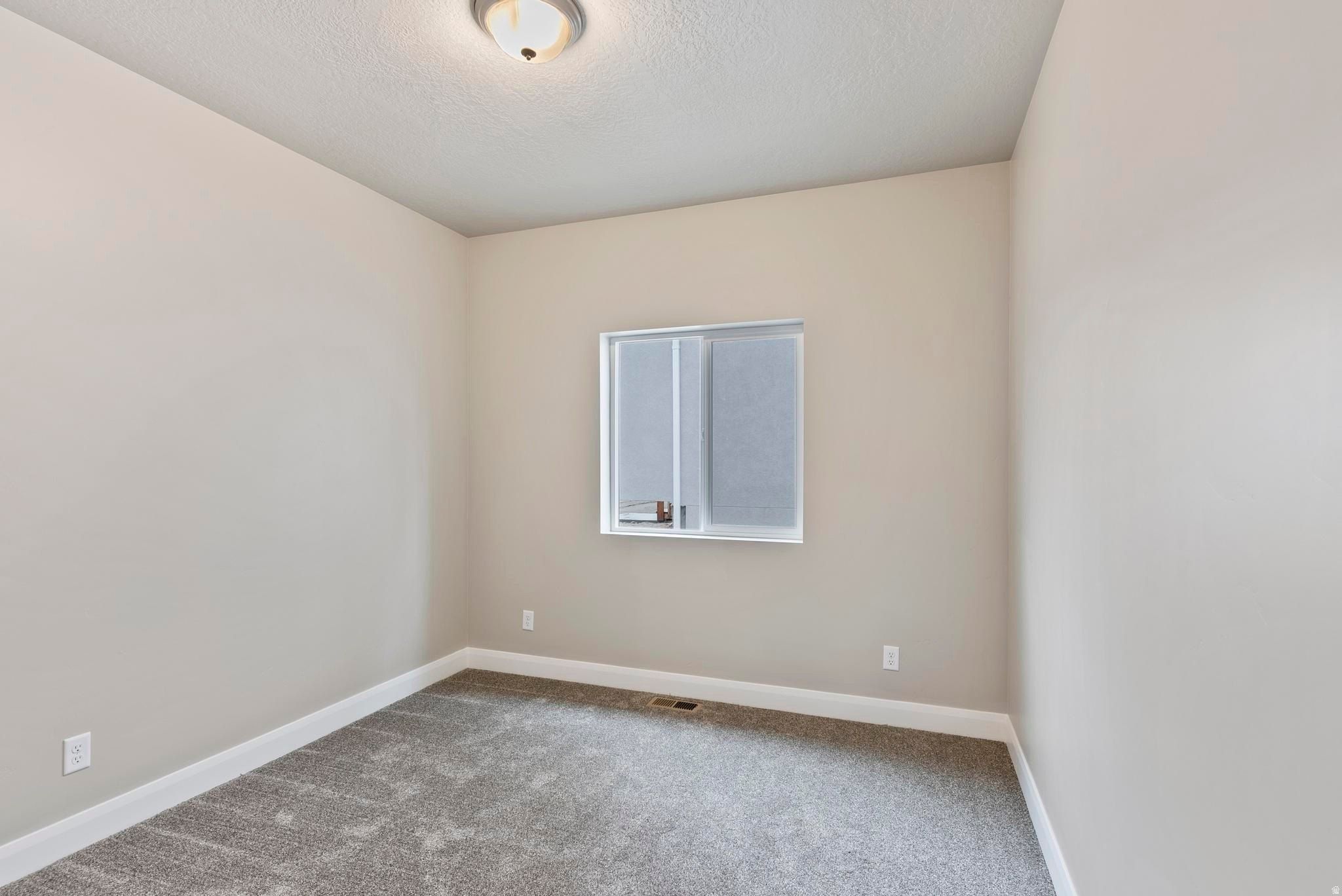 1942 W Foxwood Rd Unit Sh384. Santaquin, UT 84655