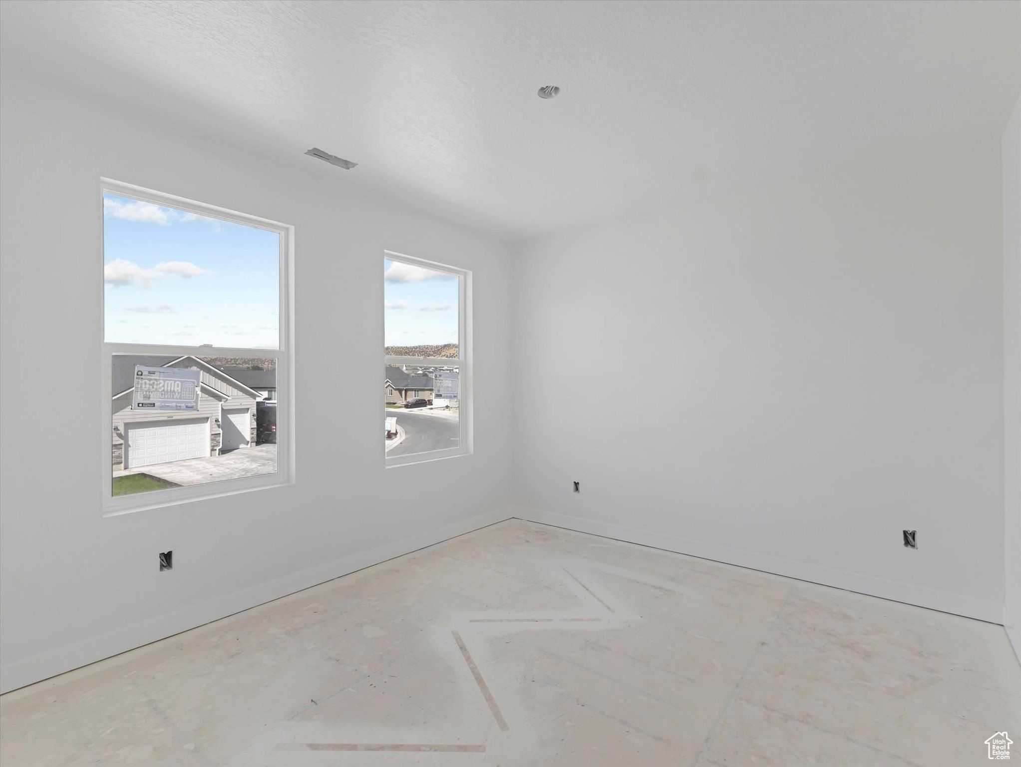 2392 E Woodbury Ln Unit 551. Eagle Mountain, UT 84005