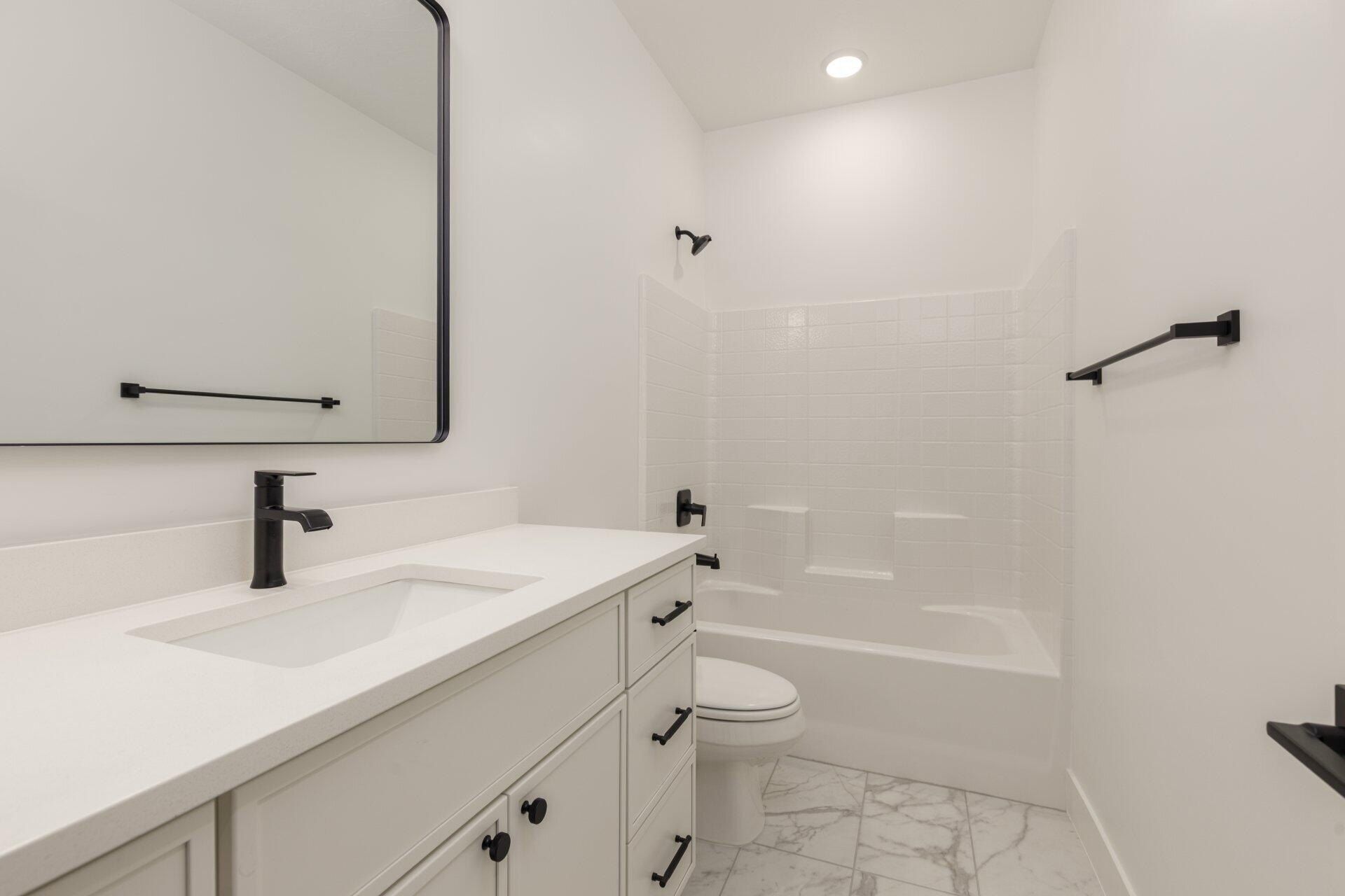 2212 W 380 S. Hurricane, UT 84737