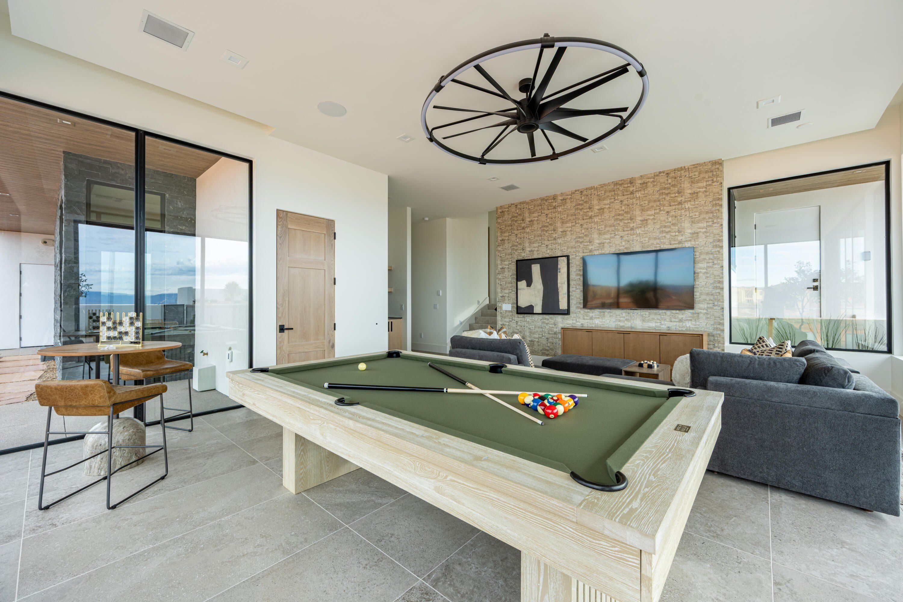 92 E Colima Rd. Washington, UT 84780