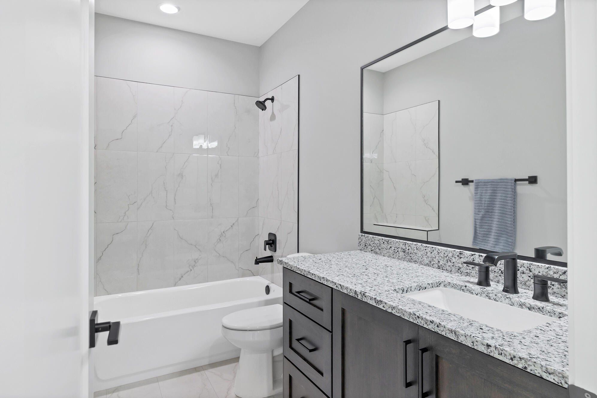 4778 W 1930 S. Hurricane, UT 84737