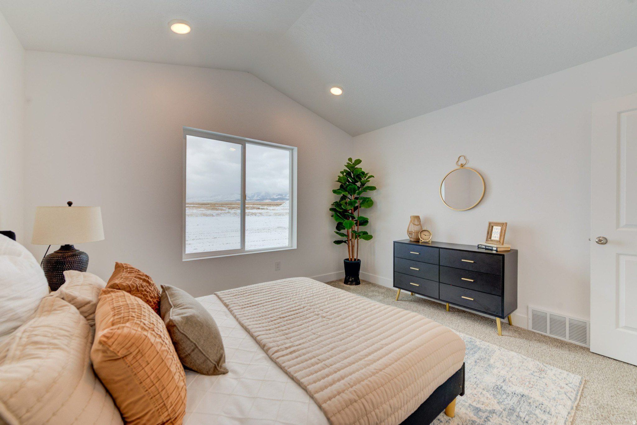 1836 N Mantle Way Unit 416. Tooele, UT 84074