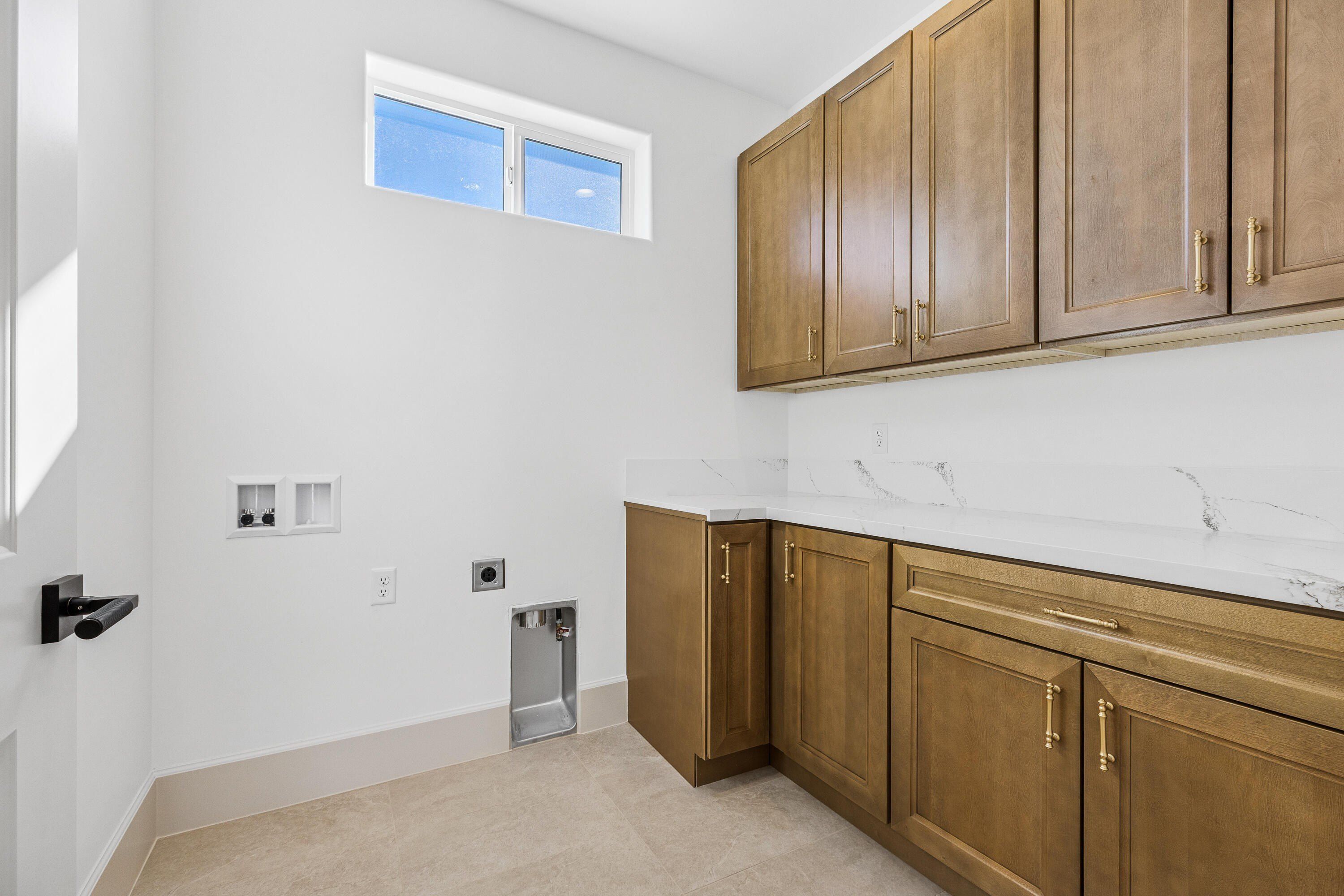 273 E 1050 N. Hurricane, UT 84737