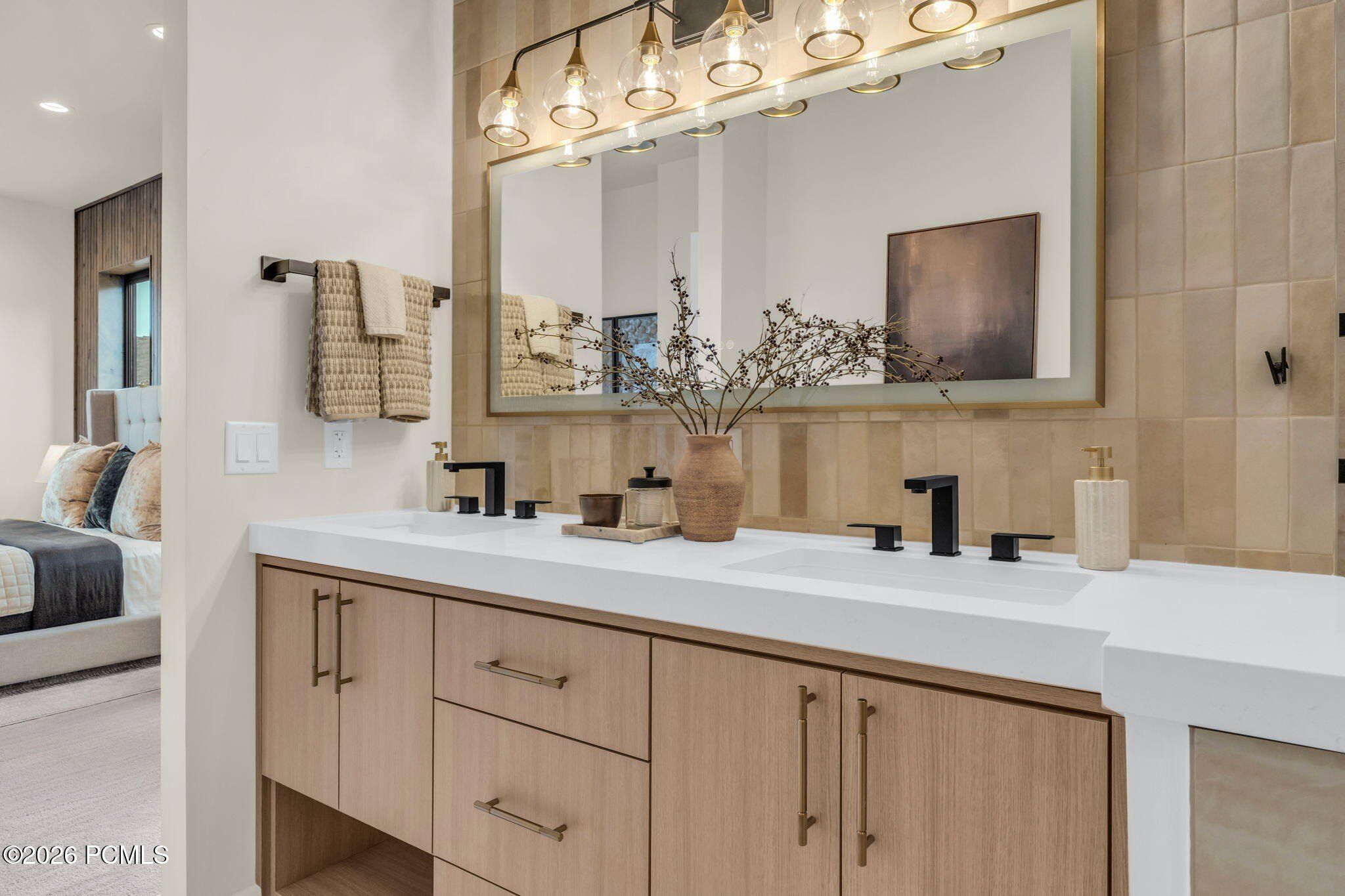 10740 N Hideout Trail. Hideout, UT 84036