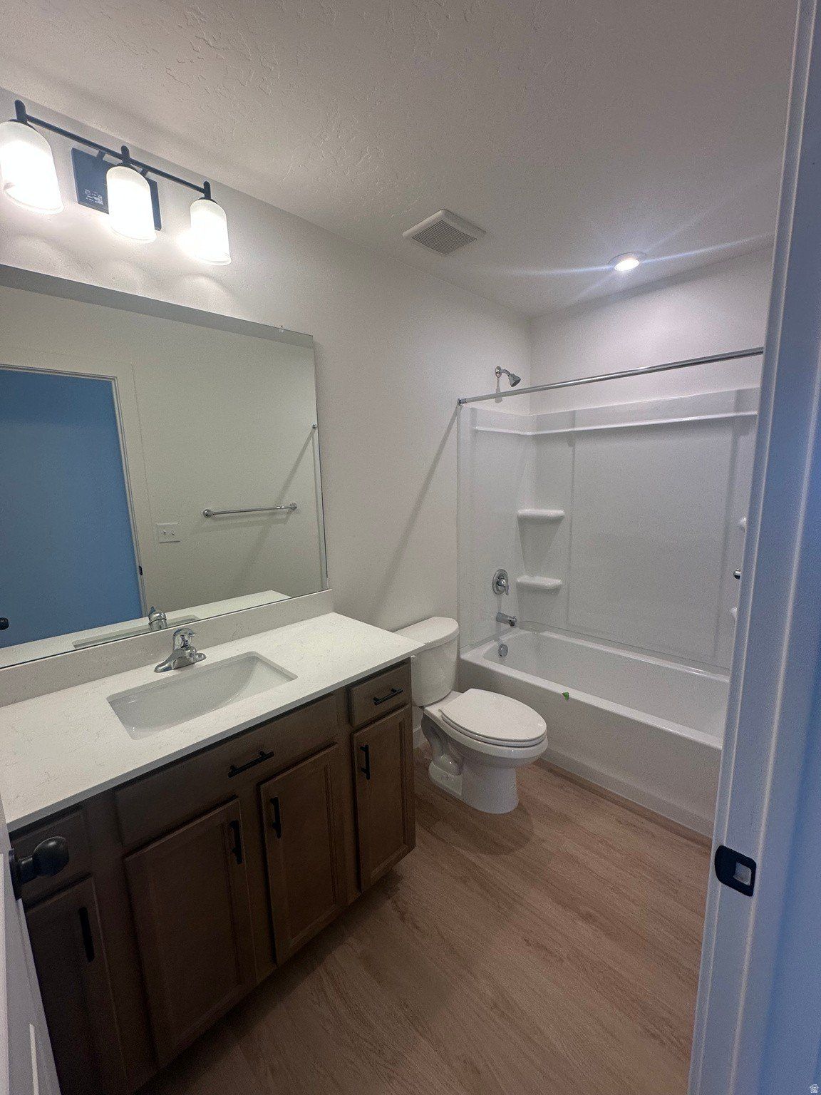 3643 N Eagle Dr Unit 313. Eagle Mountain, UT 84005