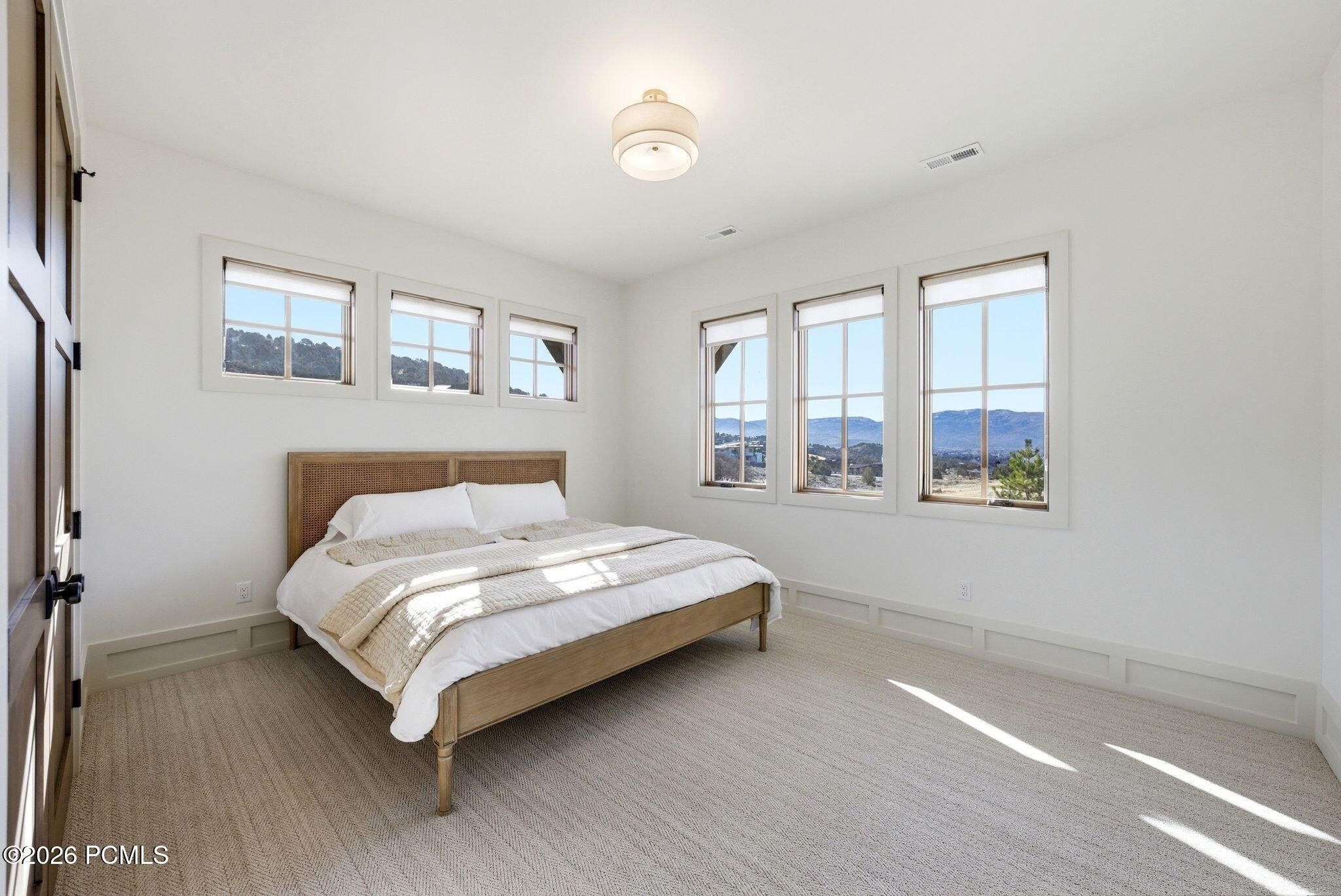 2044 E Notch Mountain Circle. Heber City, UT 84032