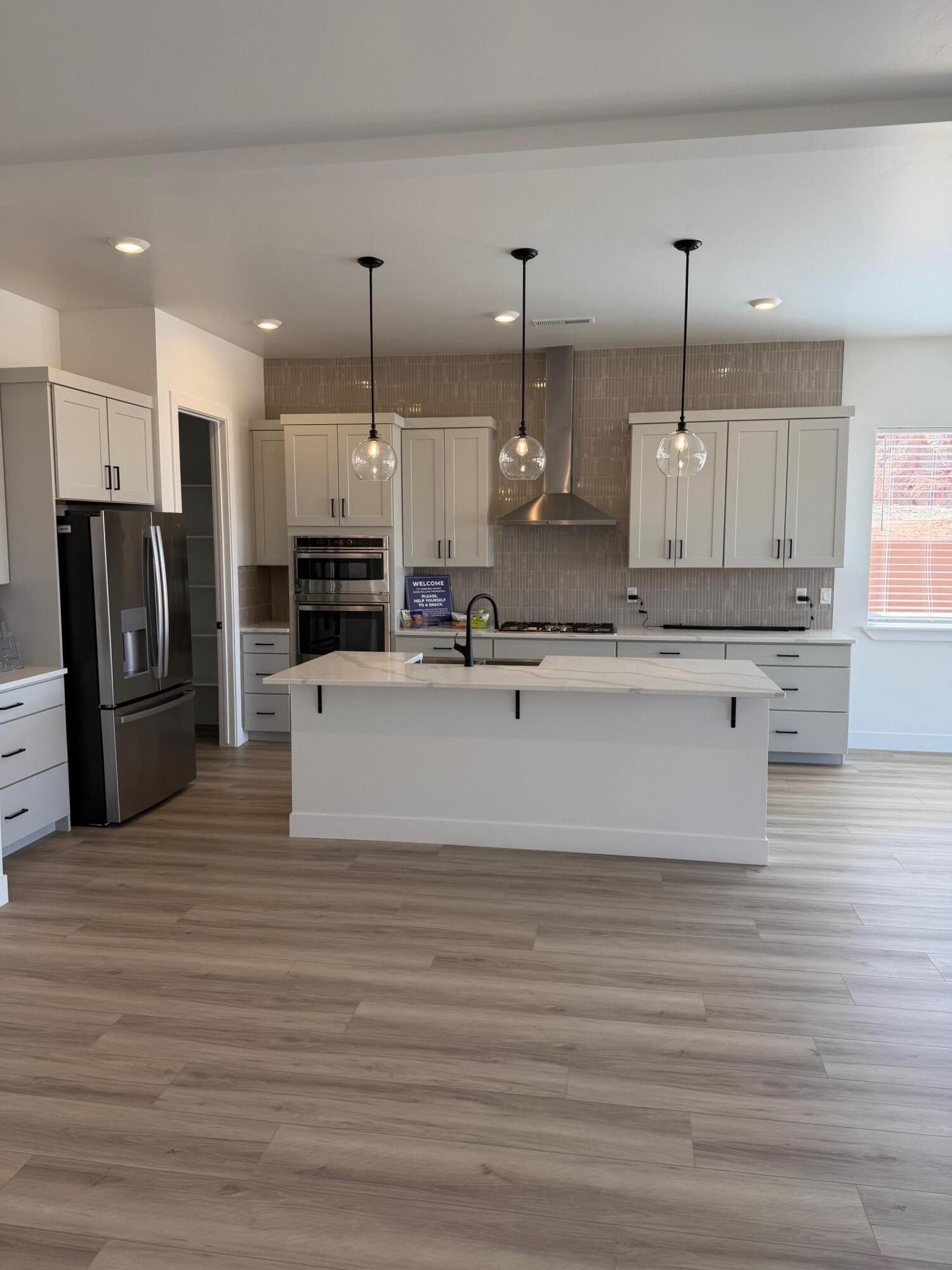 3344 S Guide Star Way. Hurricane, UT 84737