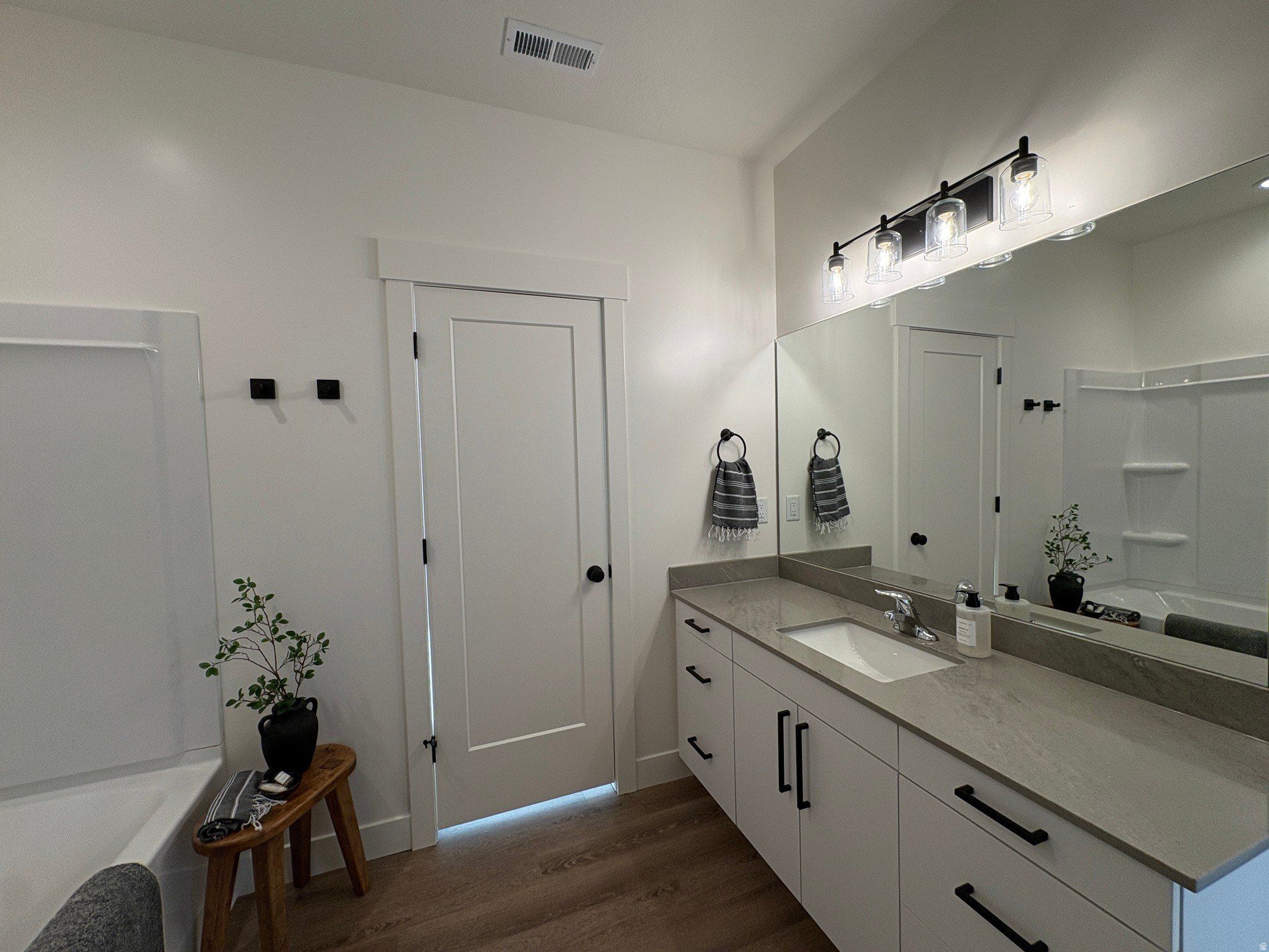 4337 W 1825 N. West Point, UT 84015
