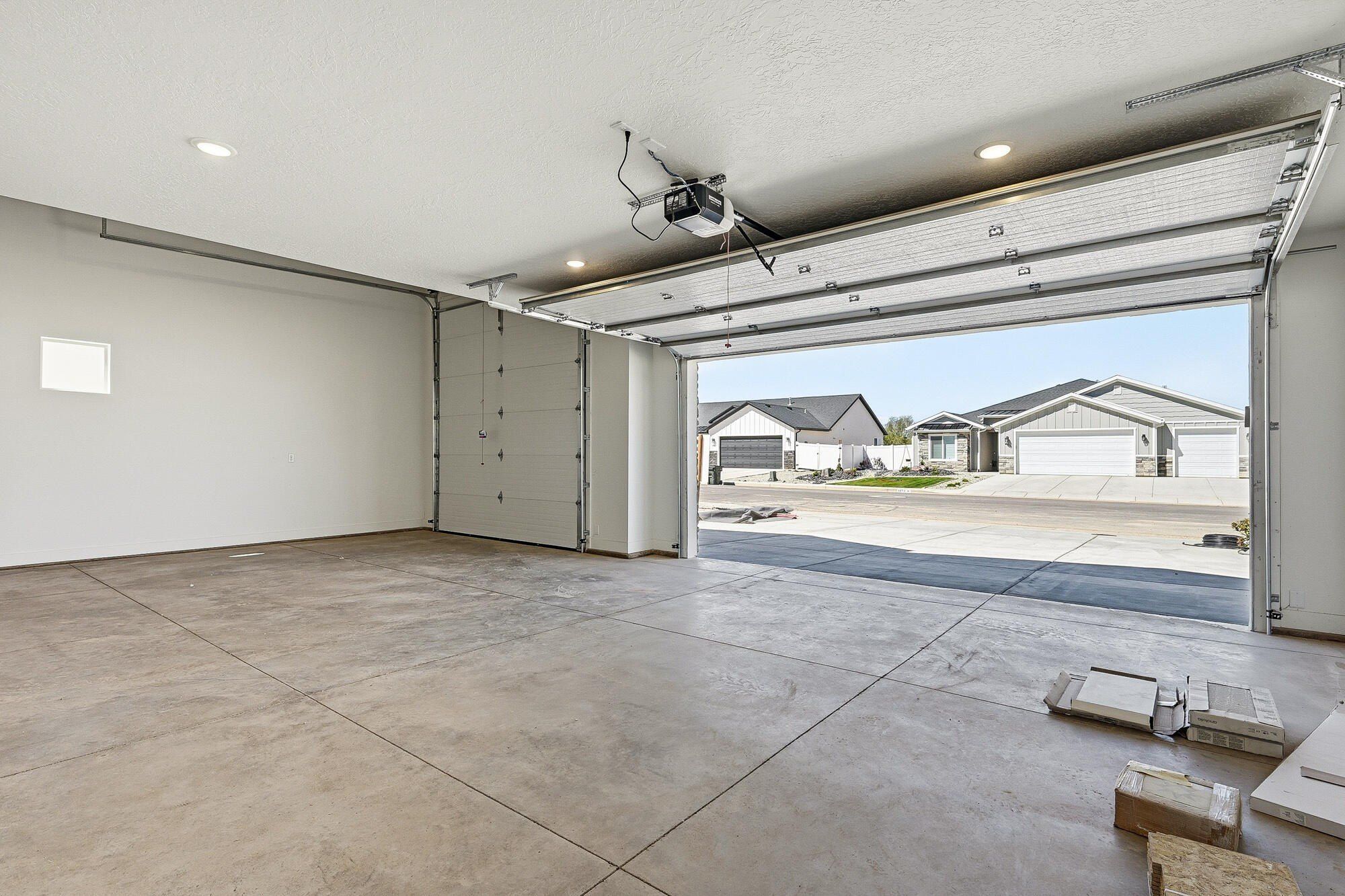 4978 N 75 E. Enoch, UT 84721