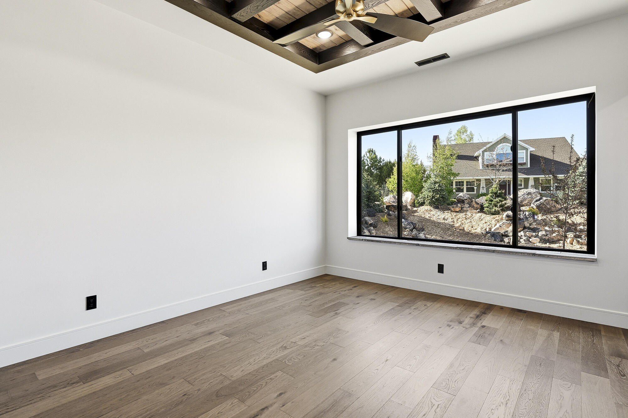 2046 S Eagle Ridge Lp. Cedar City, UT 84720