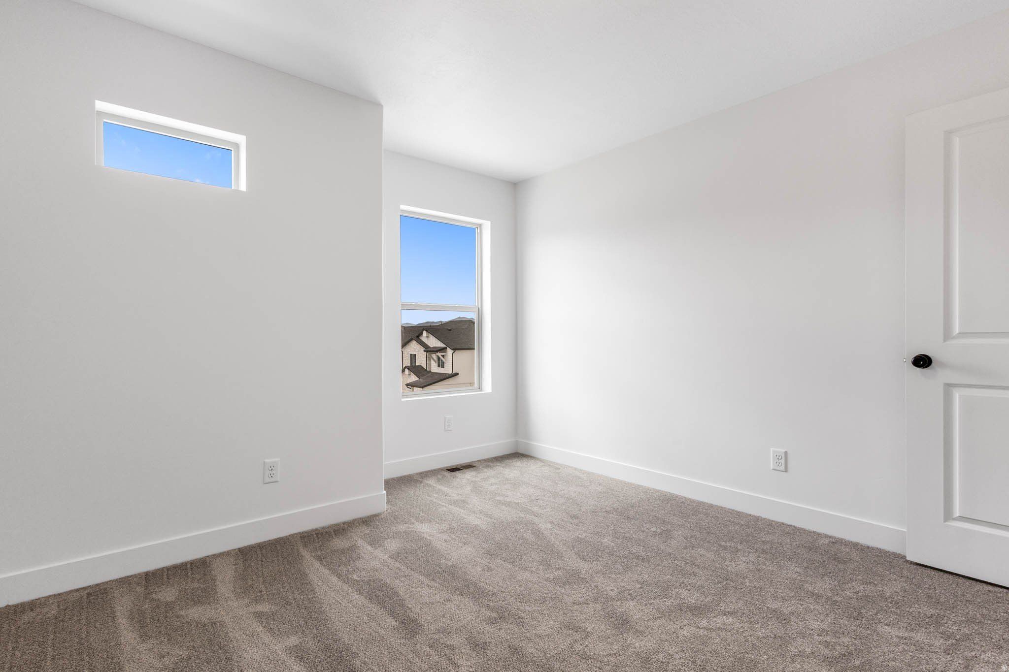 636 W Caroles Way. Tooele, UT 84074