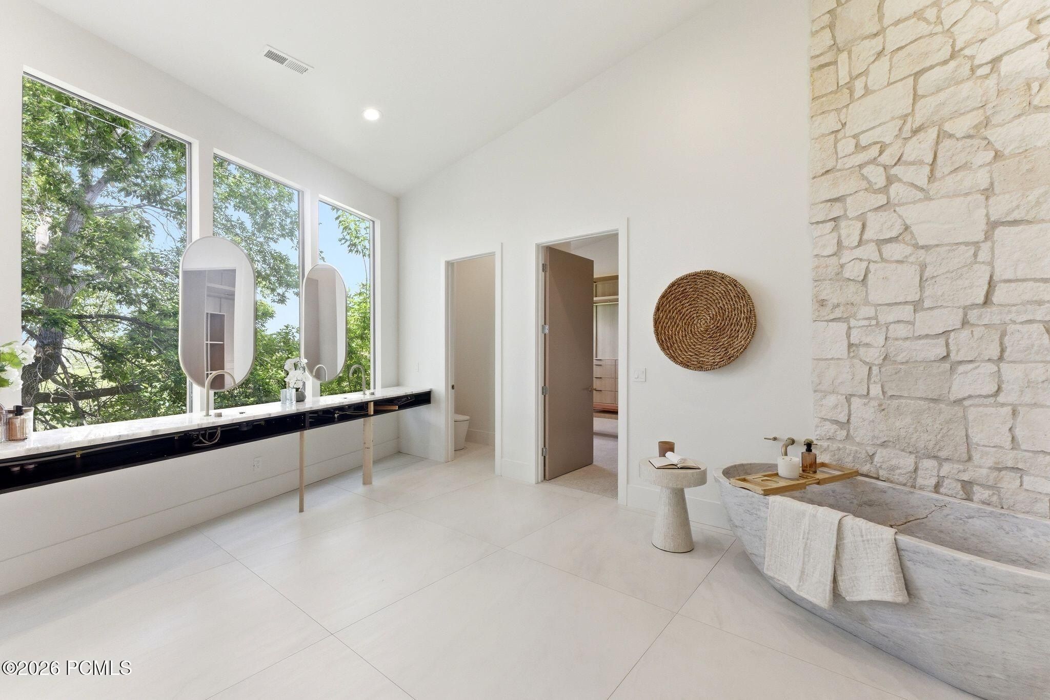 2662 E Comanche Drive. Salt Lake City, UT 84108