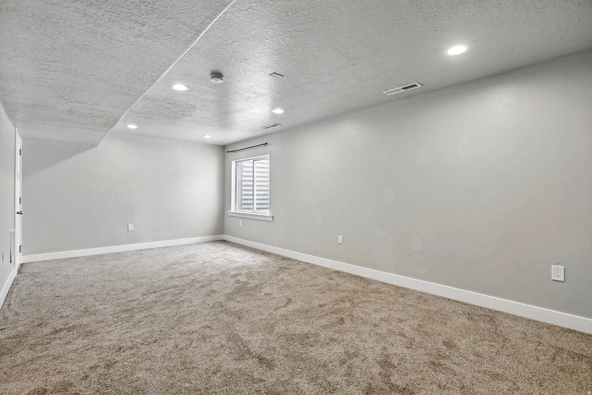 167 W 610 N. Vineyard, UT 84058