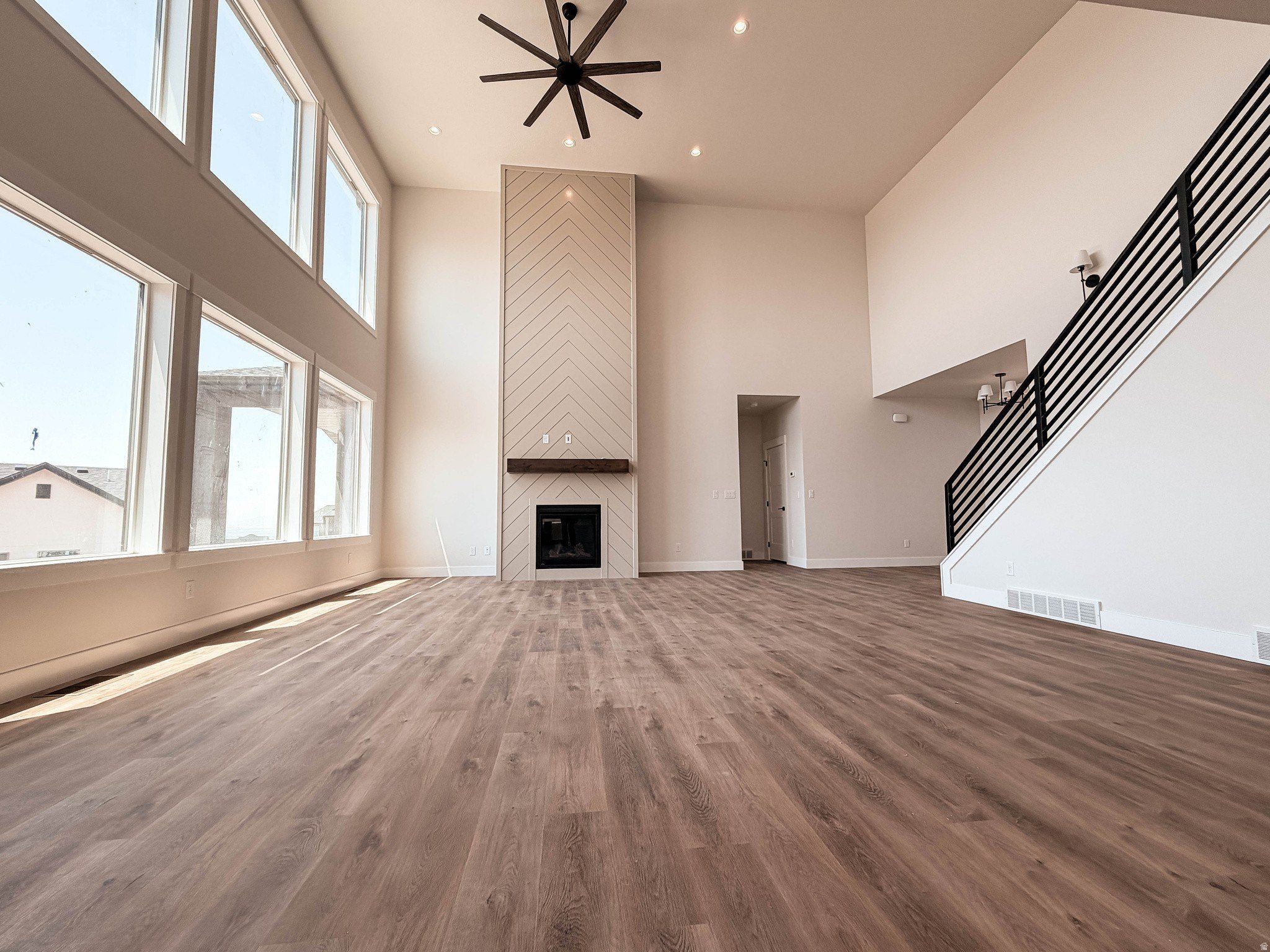 619 E Mountain Rd N. North Ogden, UT 84414