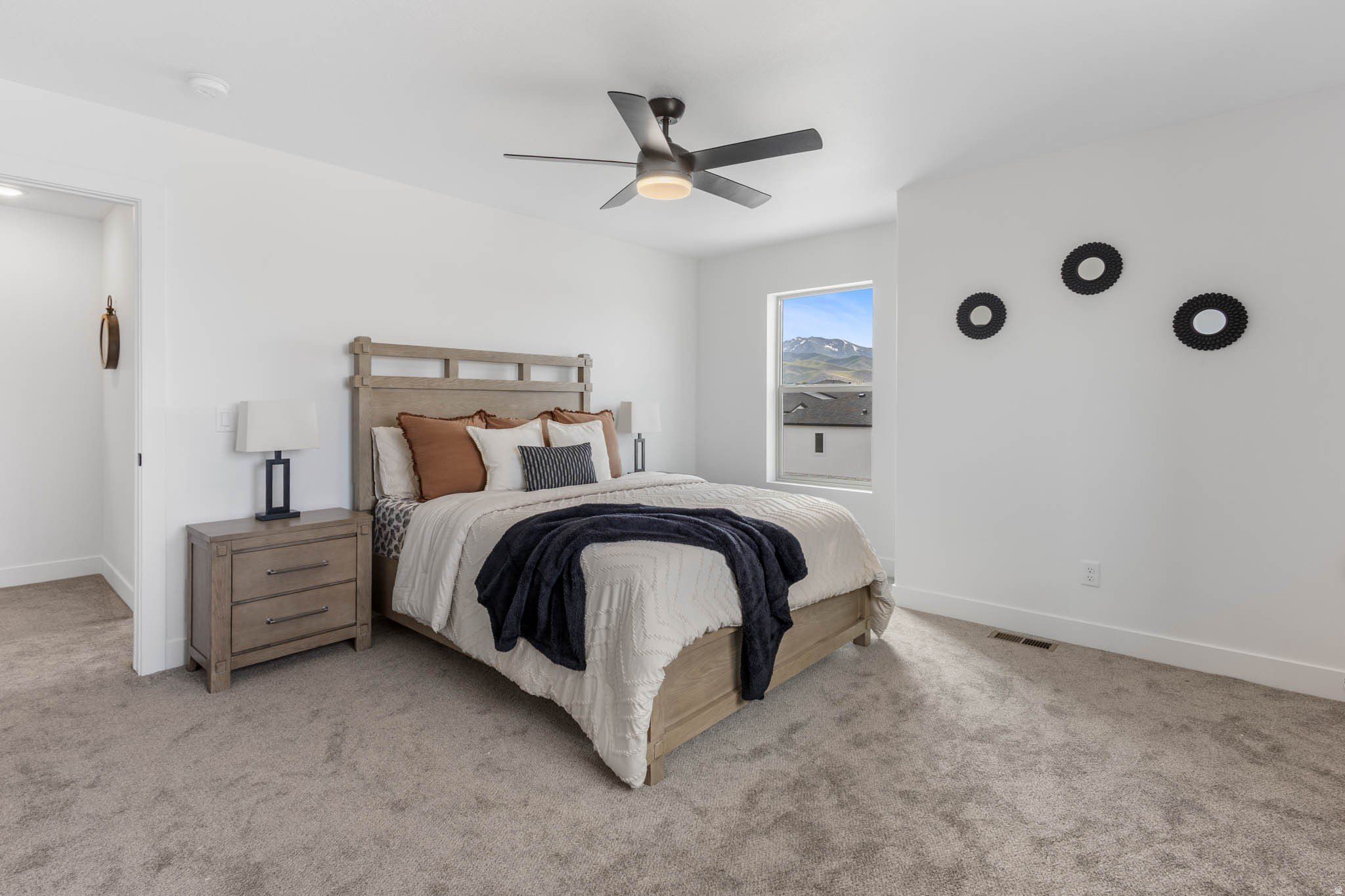 640 W Caroles Way. Tooele, UT 84074
