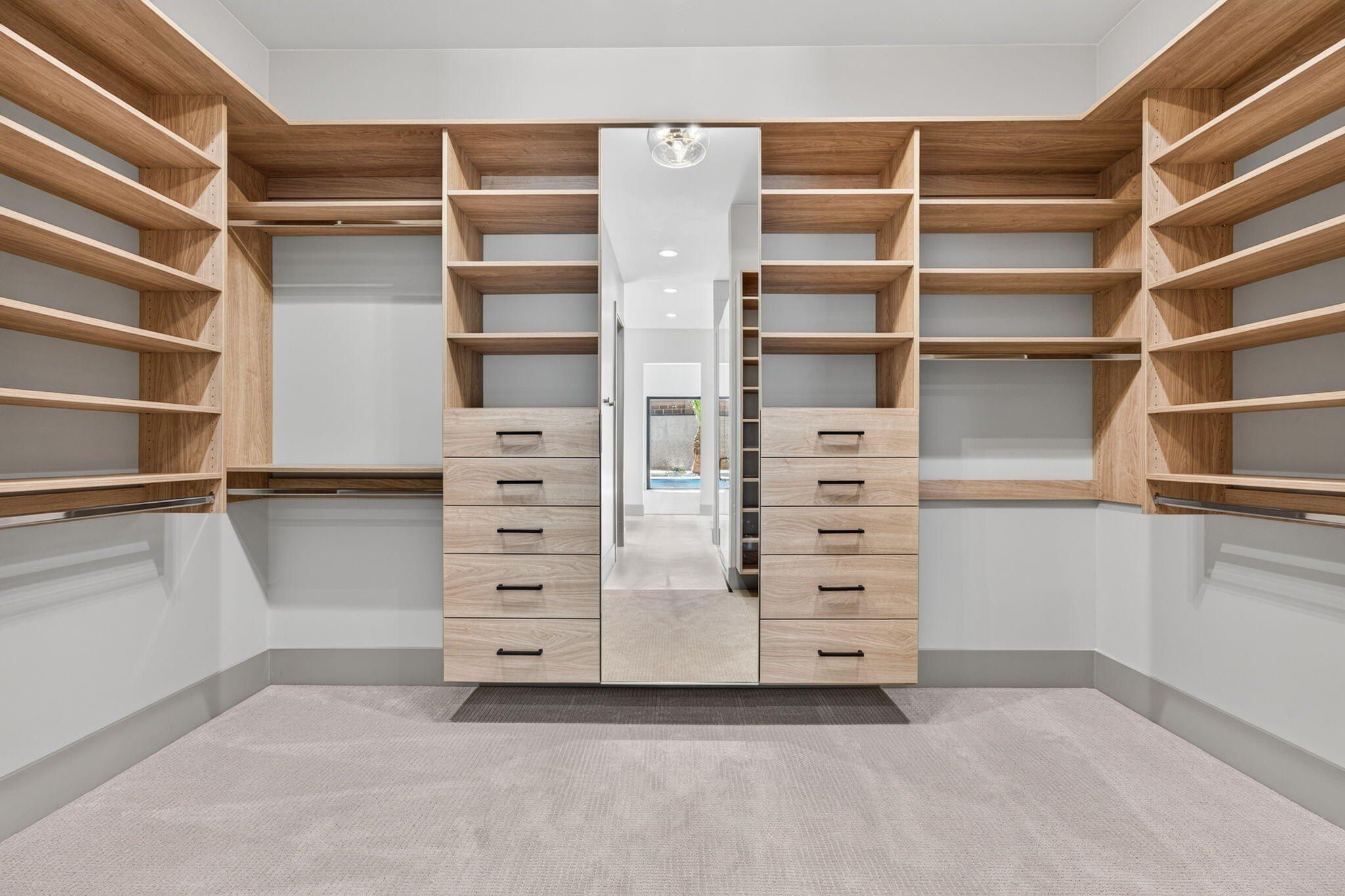 3945 Hillside Way. Santa Clara, UT 84765