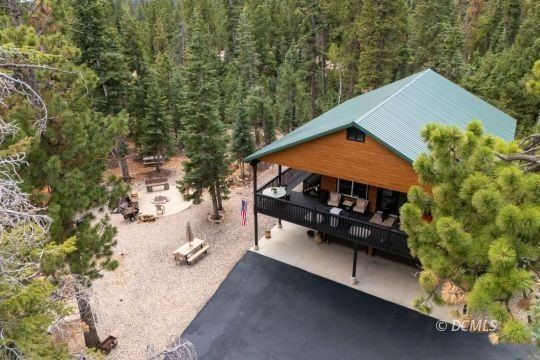 290 Porcupine Dr. Duck Creek Village, UT 84762