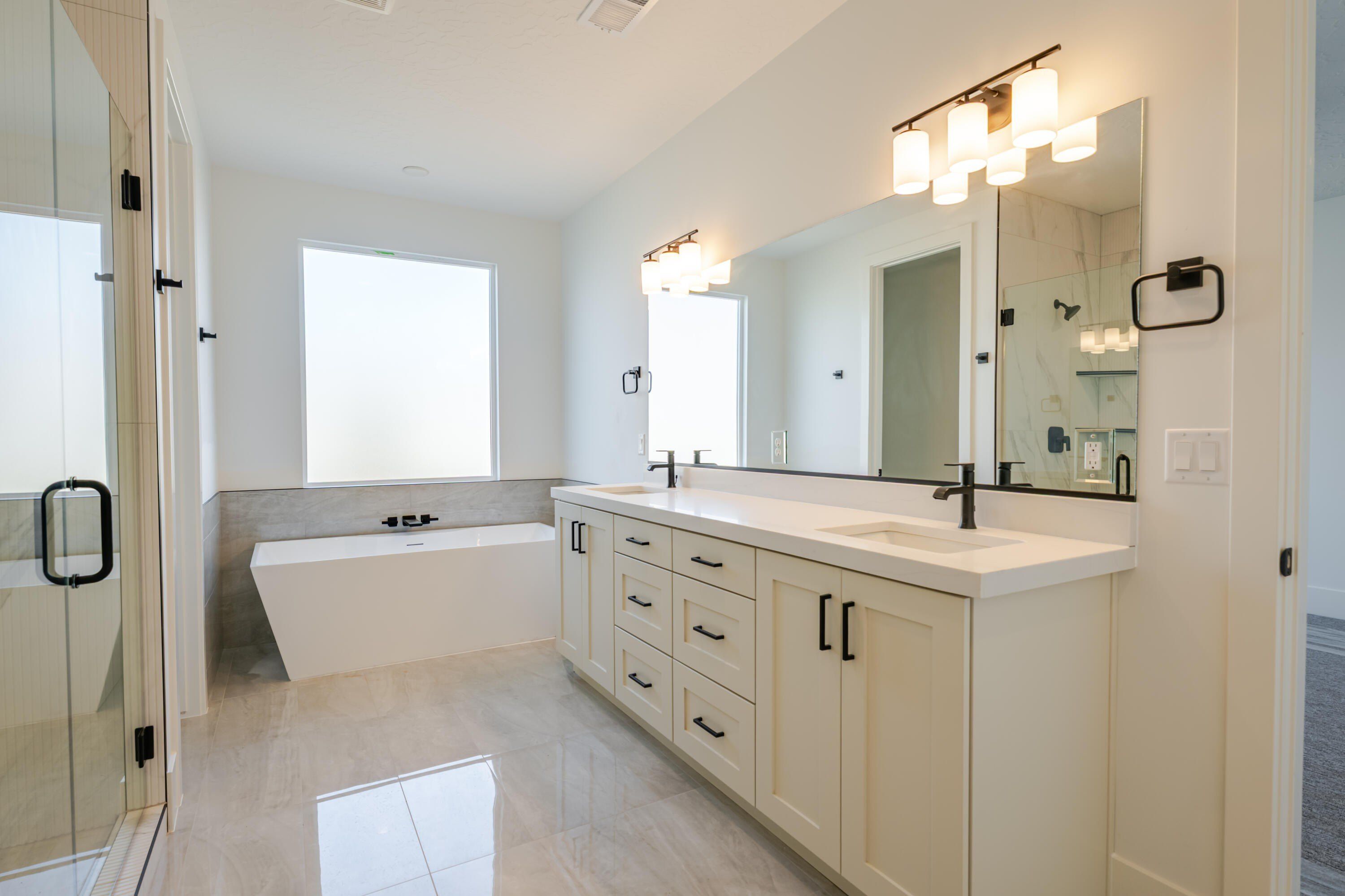 3478 W Justify Way. Santa Clara, UT 84765