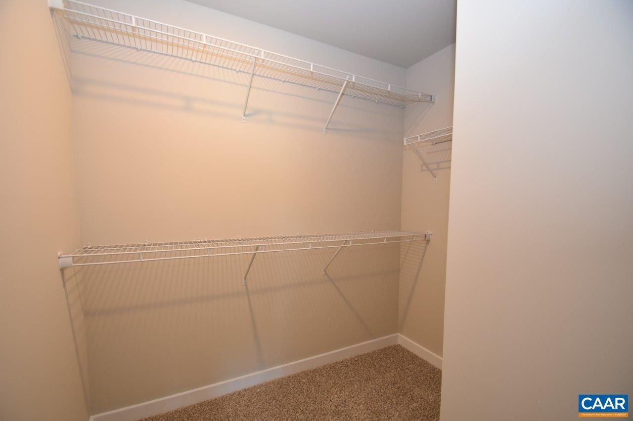 28 Jennings Dr. Palmyra, VA 22963