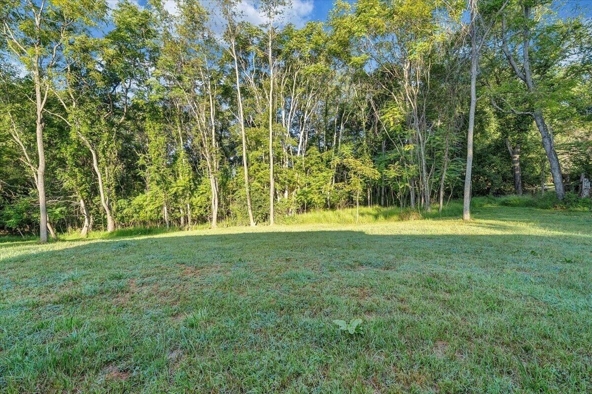 140 Scales Rd Ne. Floyd, VA 24091