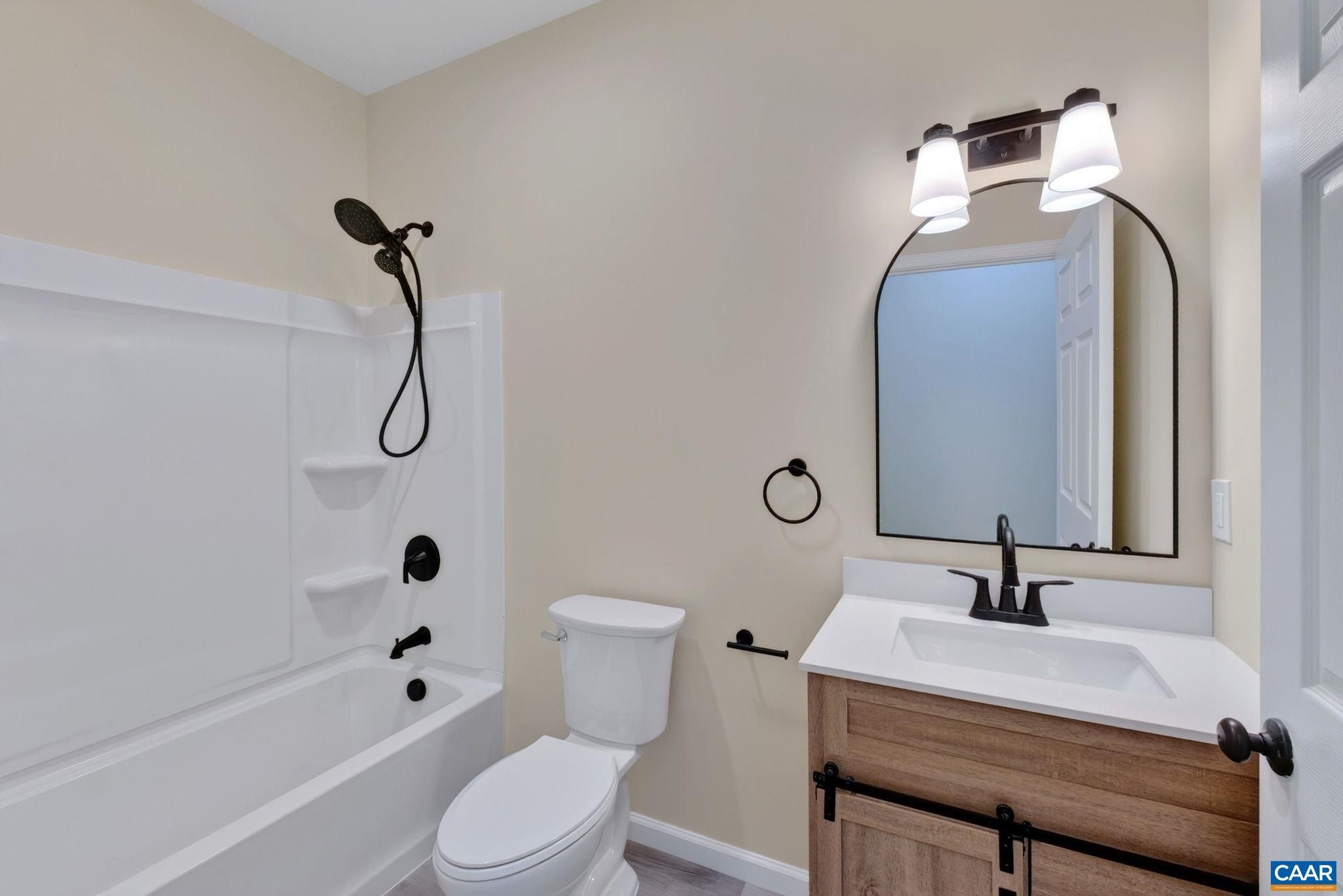 623 Poplar Spring Rd. Scottsville, VA 24590