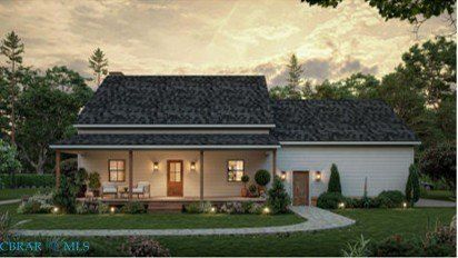 10 Windward Watch Lane. Saluda, VA 23149