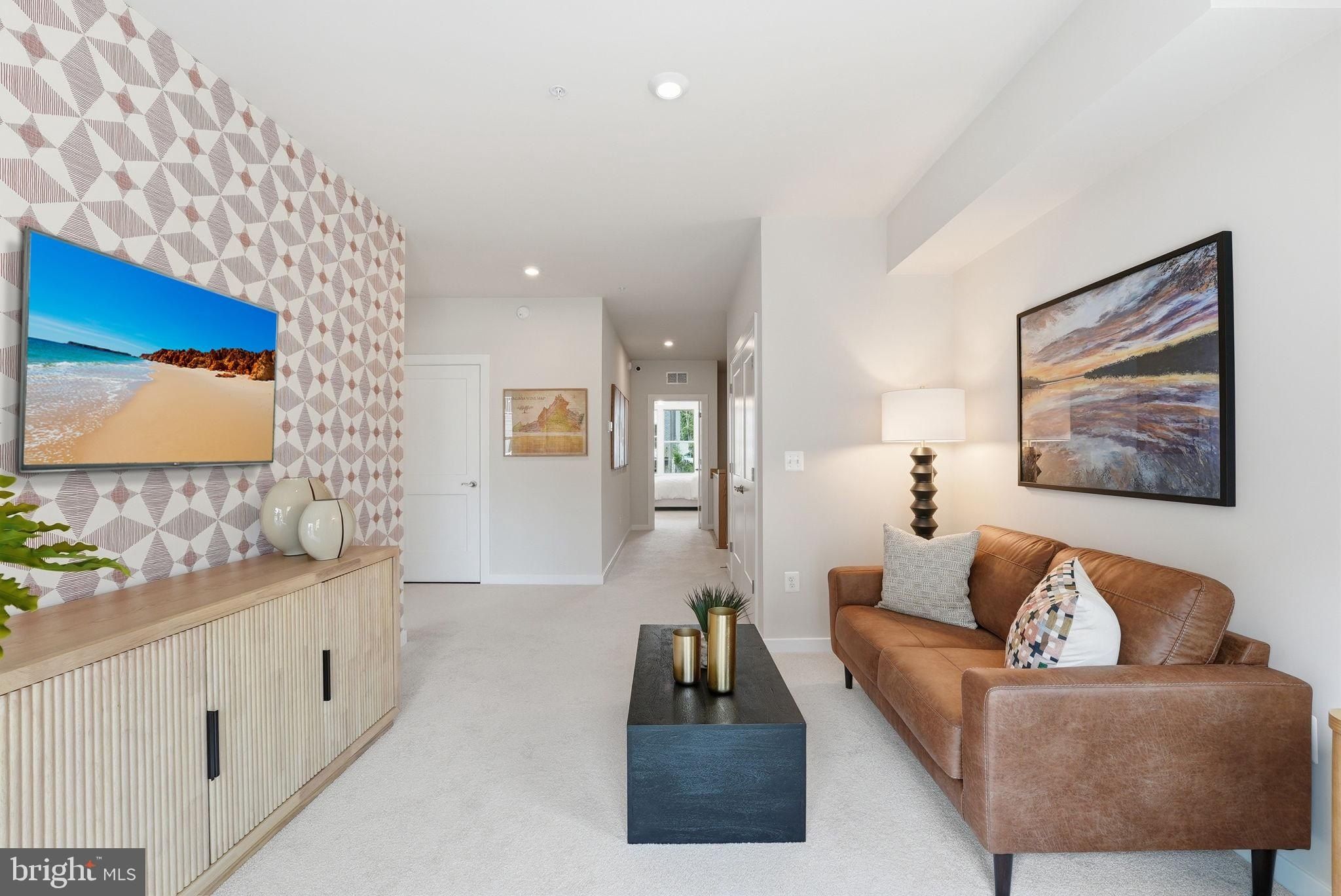 21096 Southbank Street. Potomac Falls, VA 20165