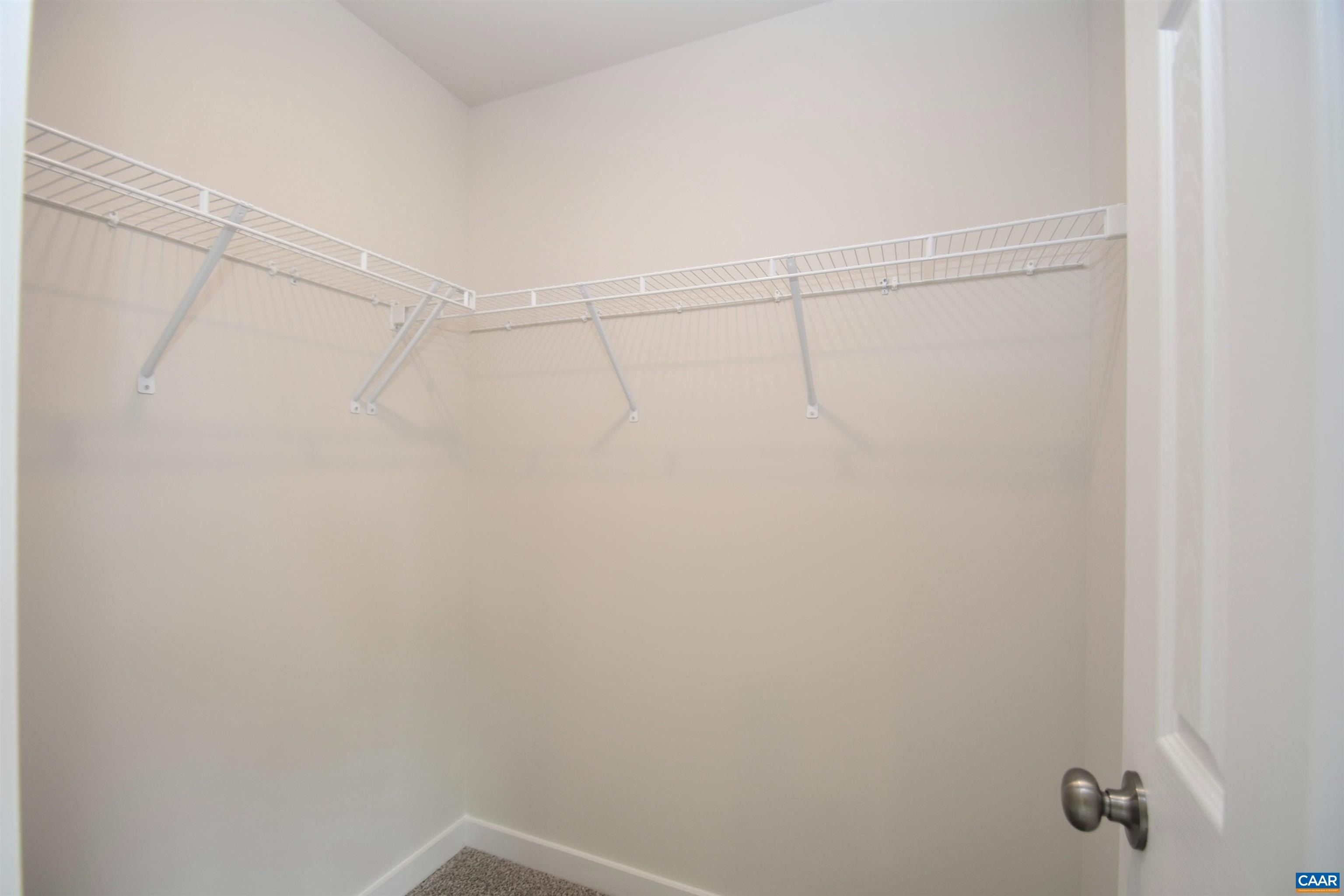 520 Dixie Holw. Louisa, VA 23093