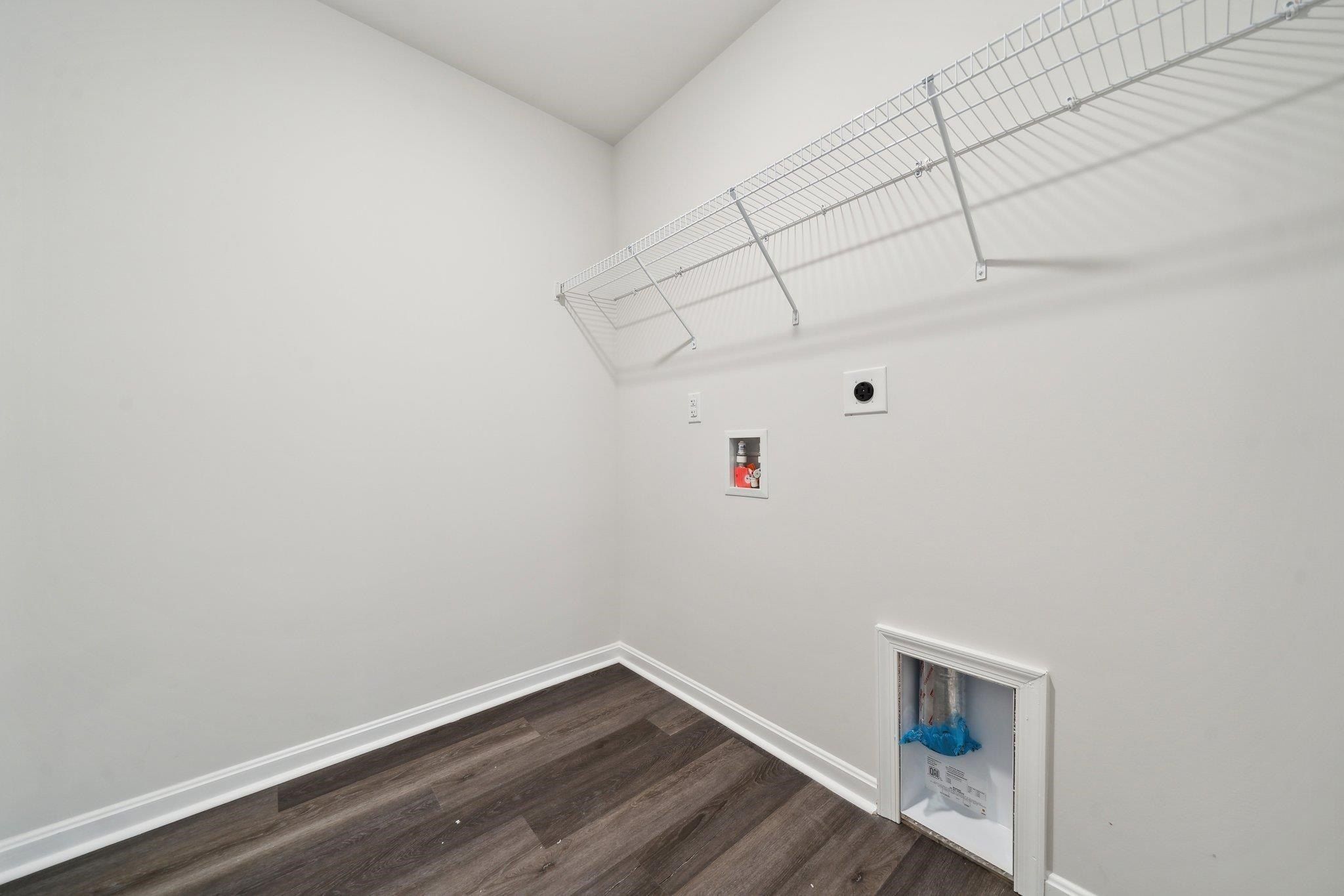 119 Meadow Ridge Way. Staunton, VA 24401