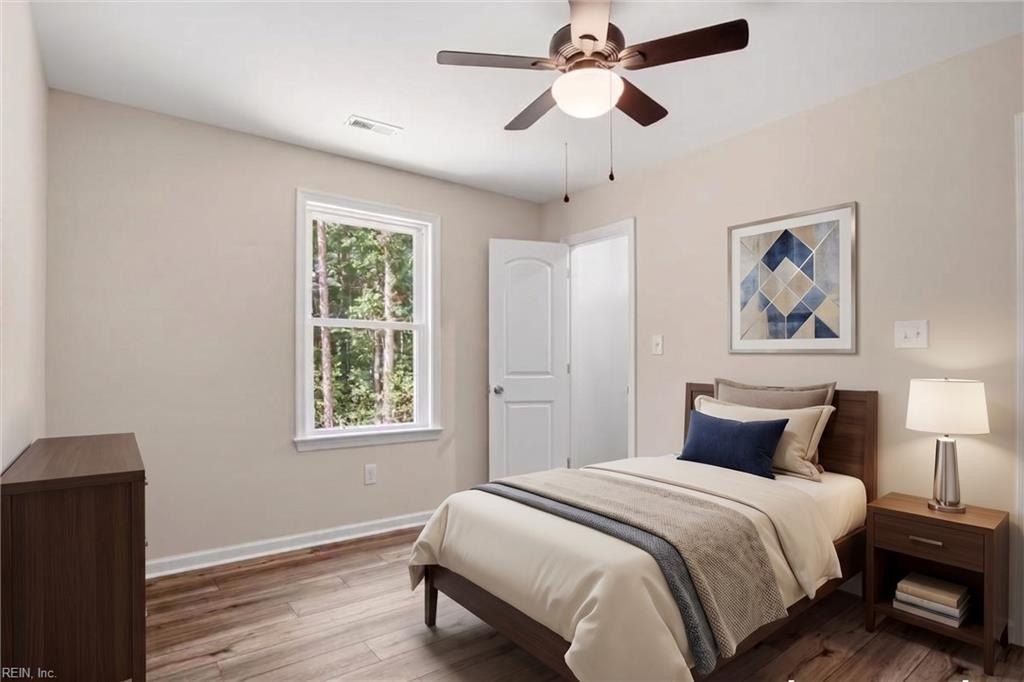 30 Landing Reach Court. Hartfield, VA 23071