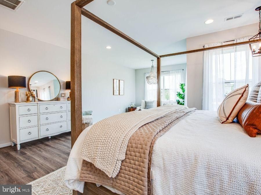 2206 Karen Terrace. Fredericksburg, VA 22405