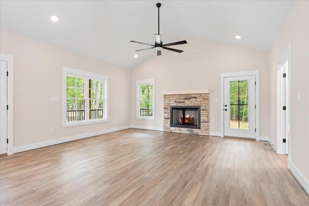 8 Holman Mill Ct. Farmville, VA 23901
