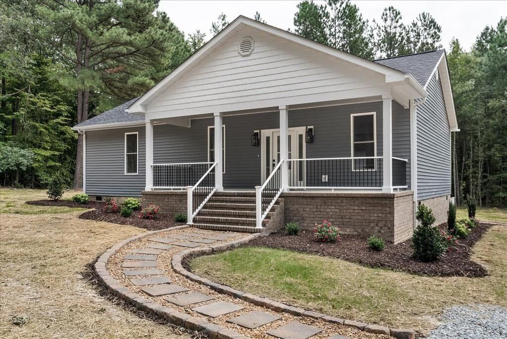 4889 W Courthouse Road. Crewe, VA 23930