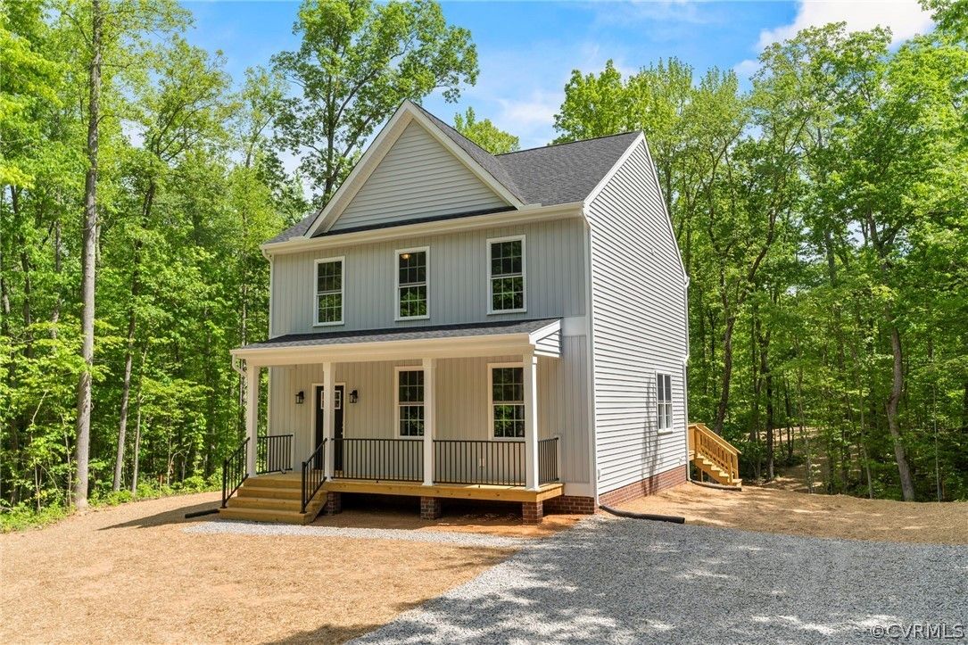 2375 Mosby Road. Powhatan, VA 23139