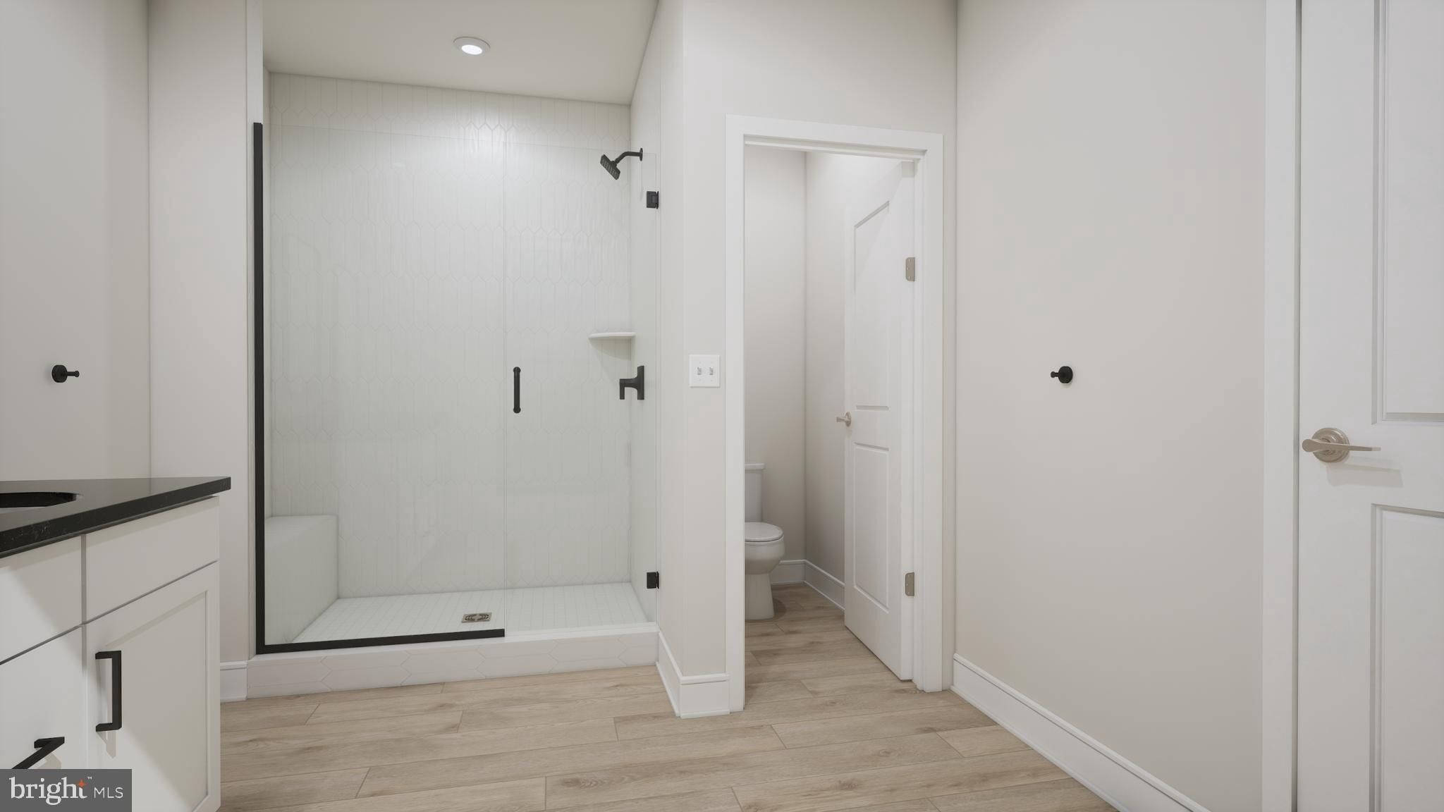 43296 Farringdon Square. Broadlands, VA 20148