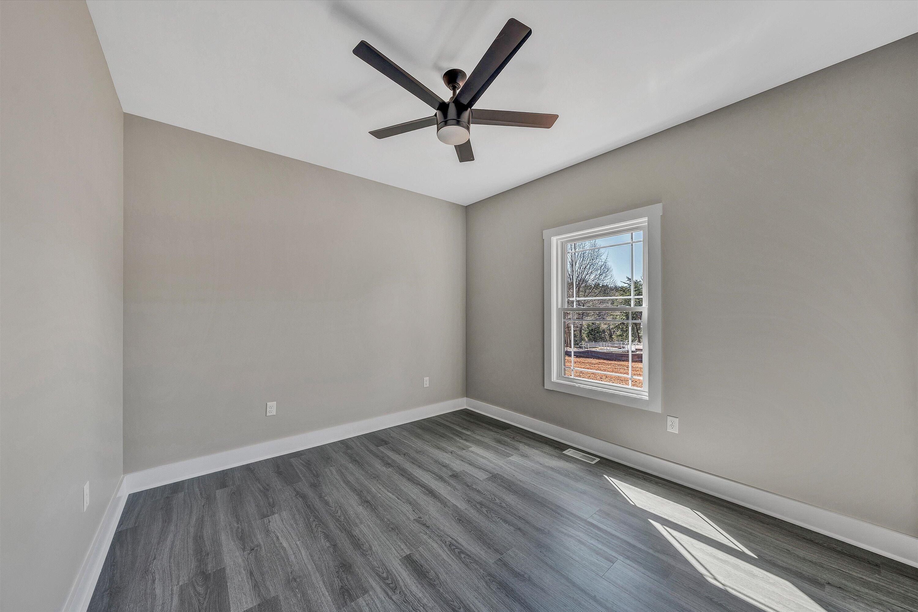 6478 Scruggs Rd. Moneta, VA 24121