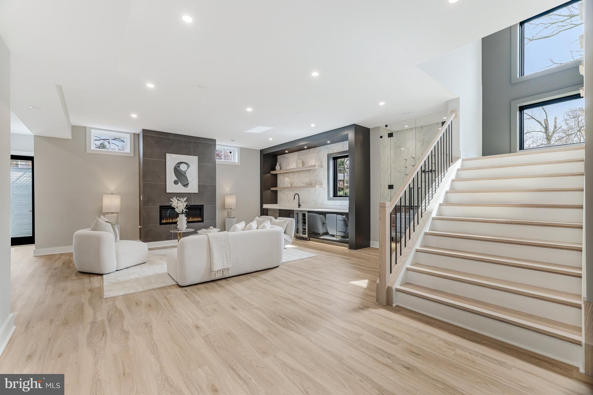 7400 Churchill Road. McLean, VA 22101