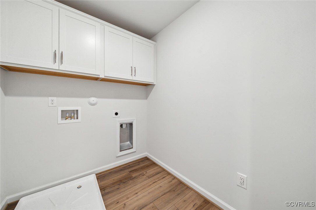 6508 Lila Crest Lane. Midlothian, VA 23112