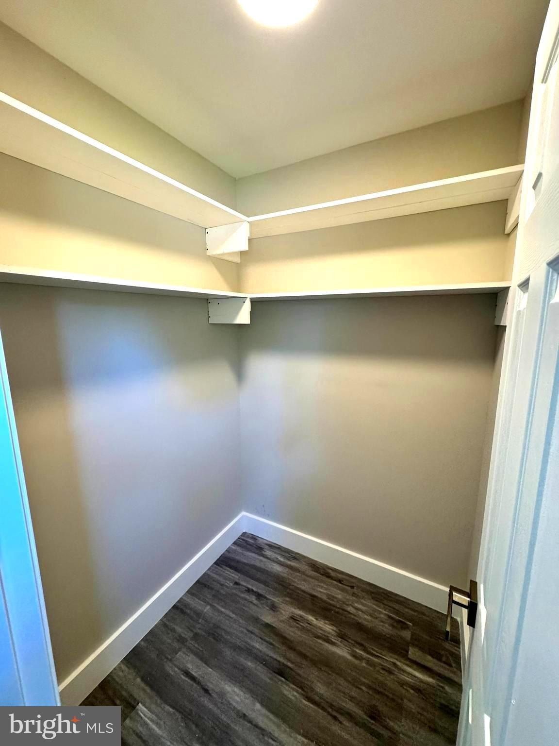 13519 Carmel Lane. Chantilly, VA 20151