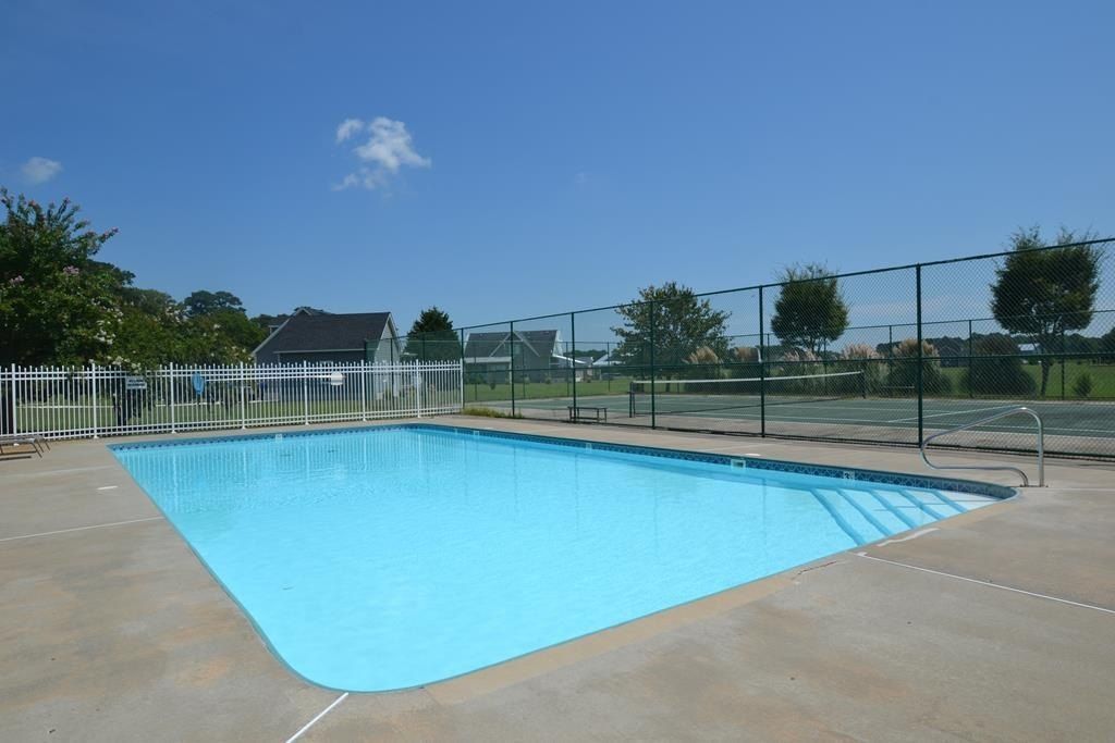 22358 Plum Tree Rd. Cape Charles, VA 23310