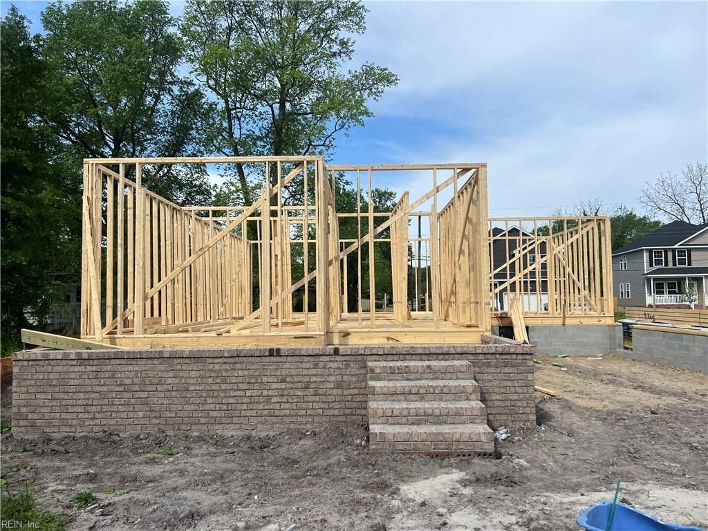 525 Beacon Road. Portsmouth, VA 23702